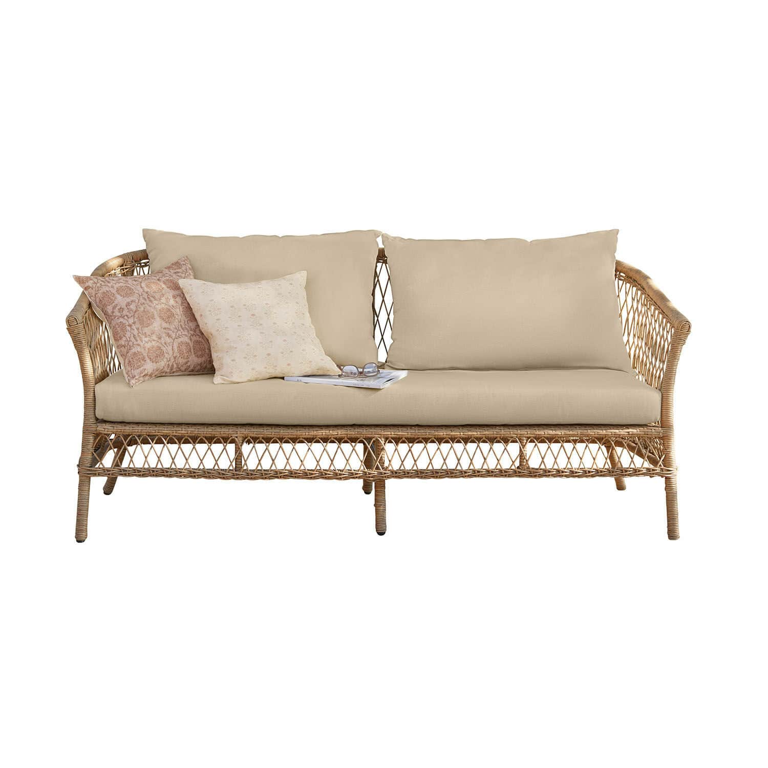 Canapé Farington Canapé en rotin avec coussins beige et coussins décoratifs aux tons pastel doux