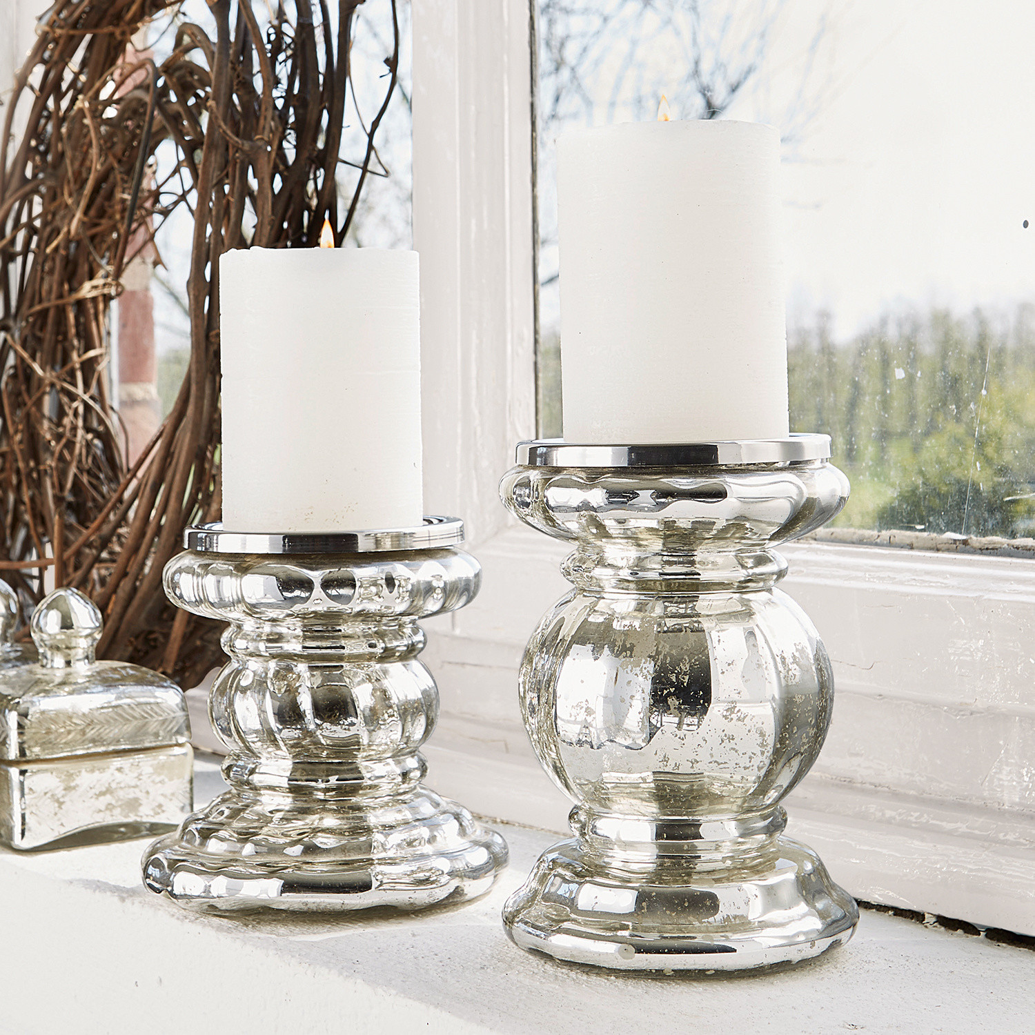 Lot de 2 chandeliers Konstantin