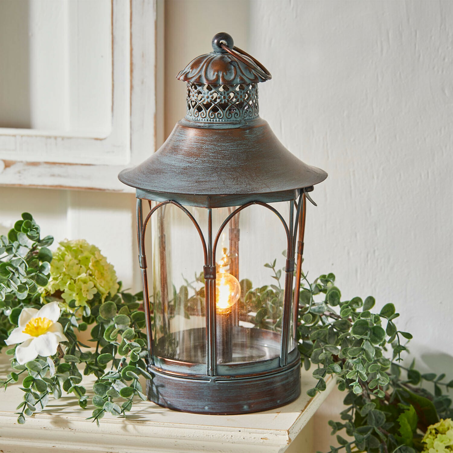 Lanterne LED rechargeable Mirellan Lanterne décorative en métal style vintage avec verre transparent et lumière LED chaude