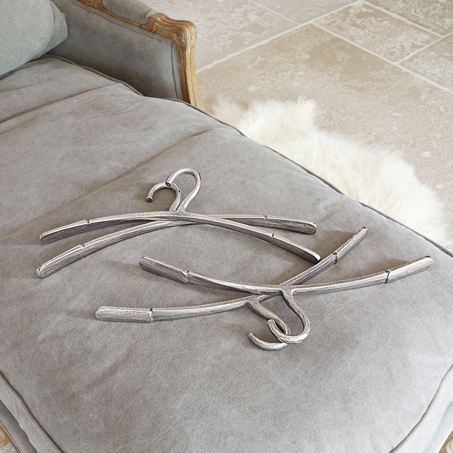 Lot de 4 cintres Lady