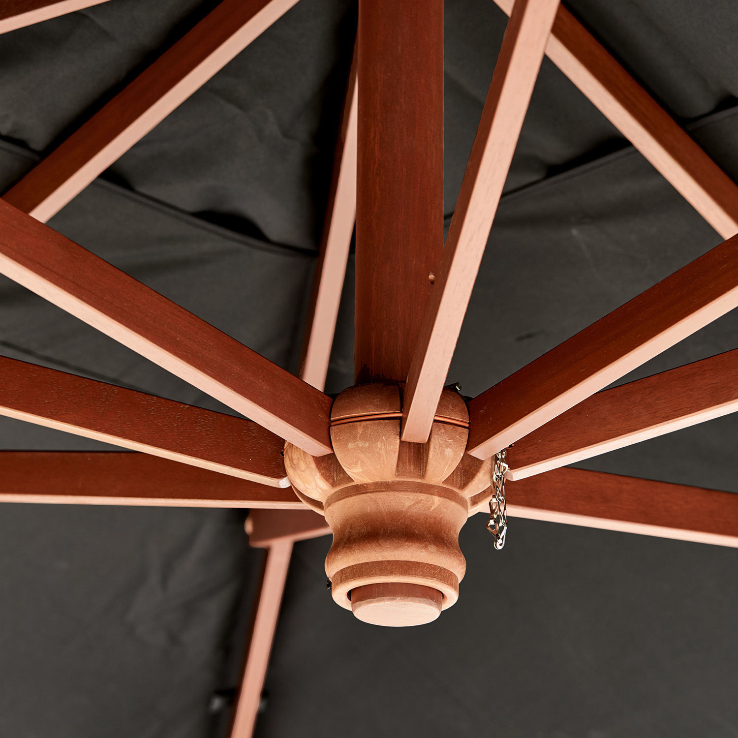 Tonnelle Lexington Park