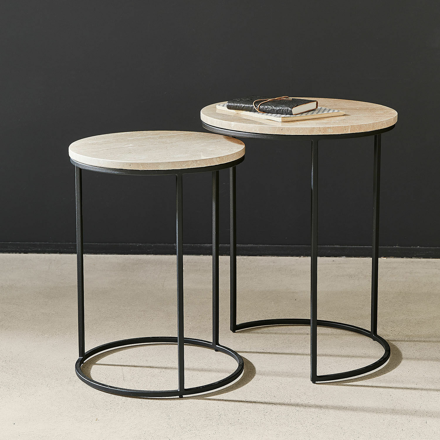 Lot de 2 tables d’appoint Émorieux