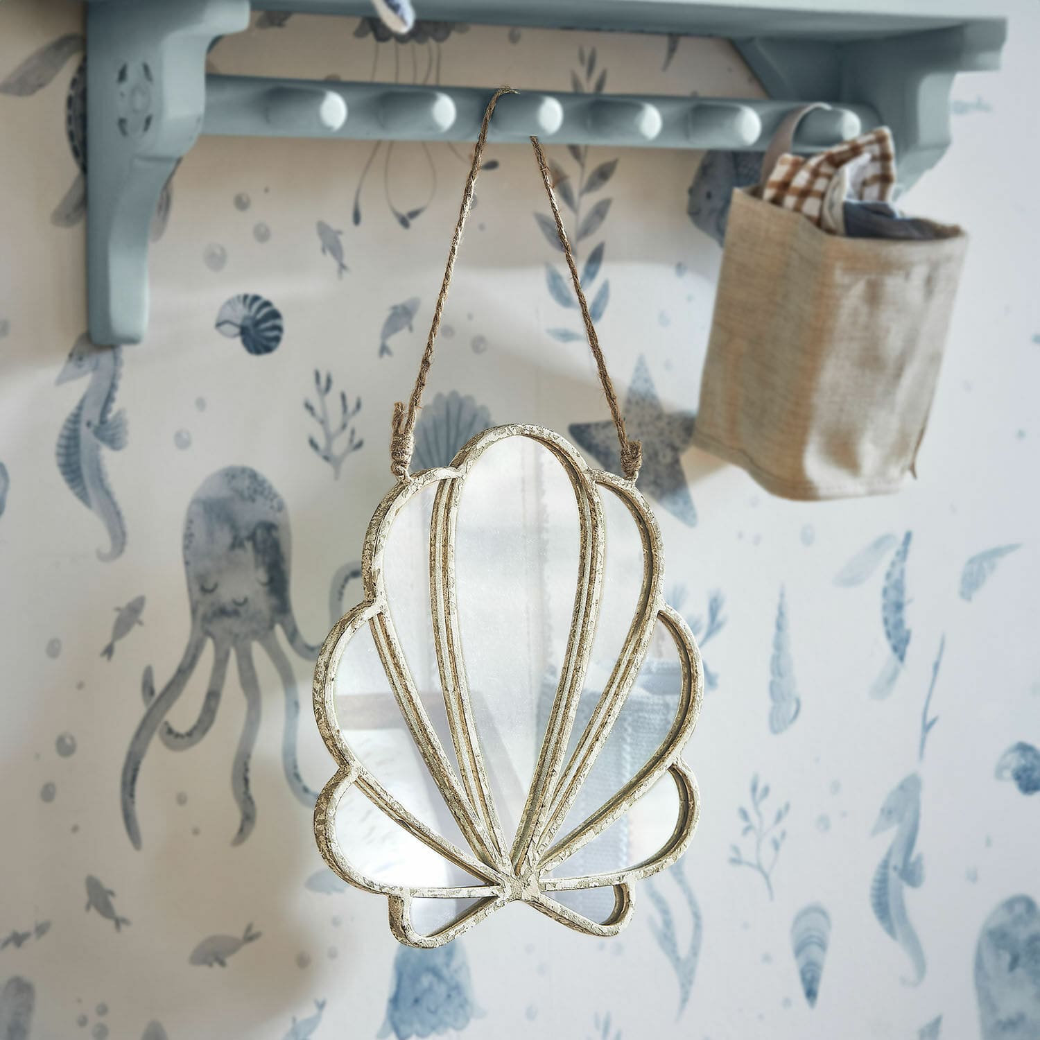 Miroir avec lien Vellaro Miroir décoratif en forme de coquillage avec cadre métallique doré vieilli à suspendre