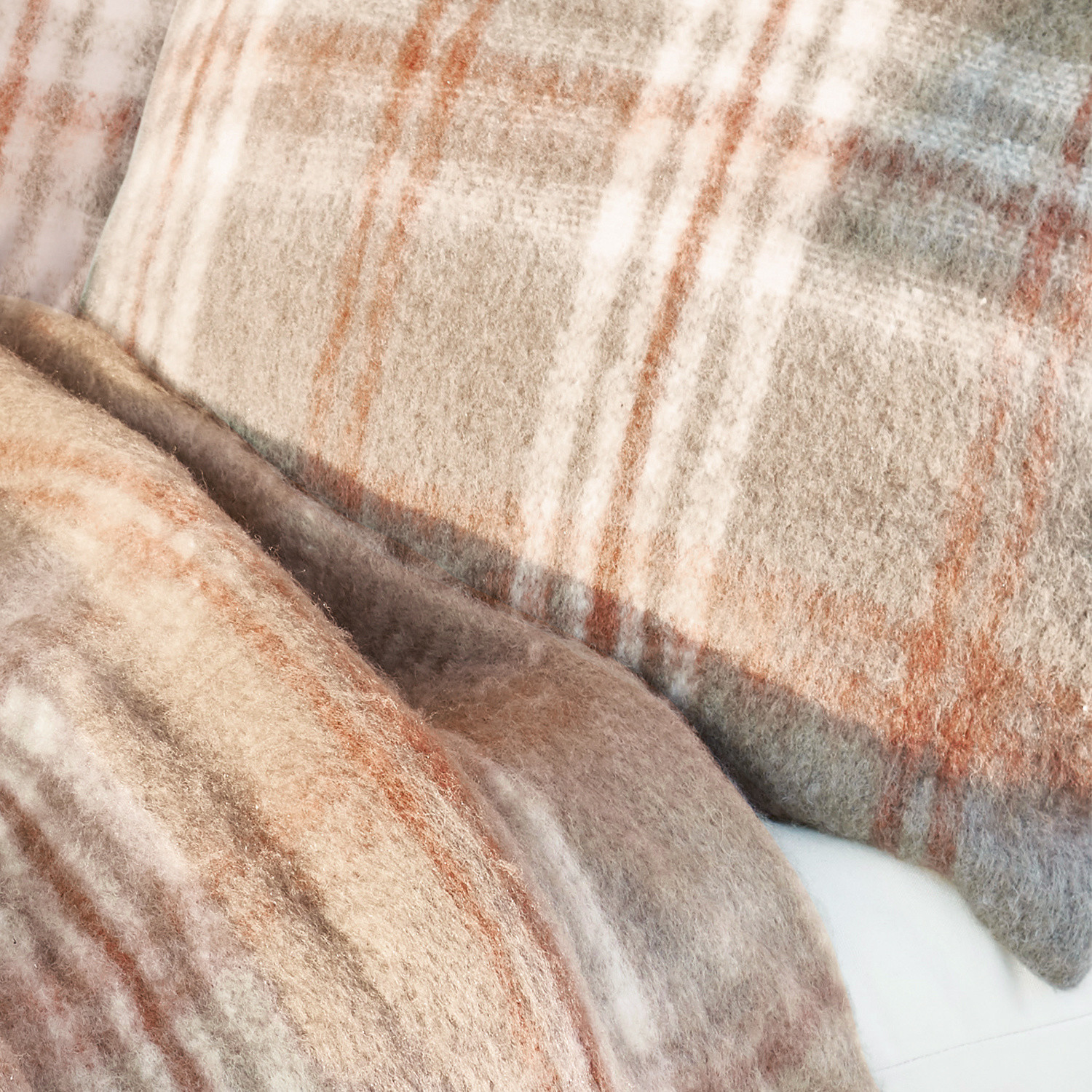 Plaid + 2 coussins Shaw