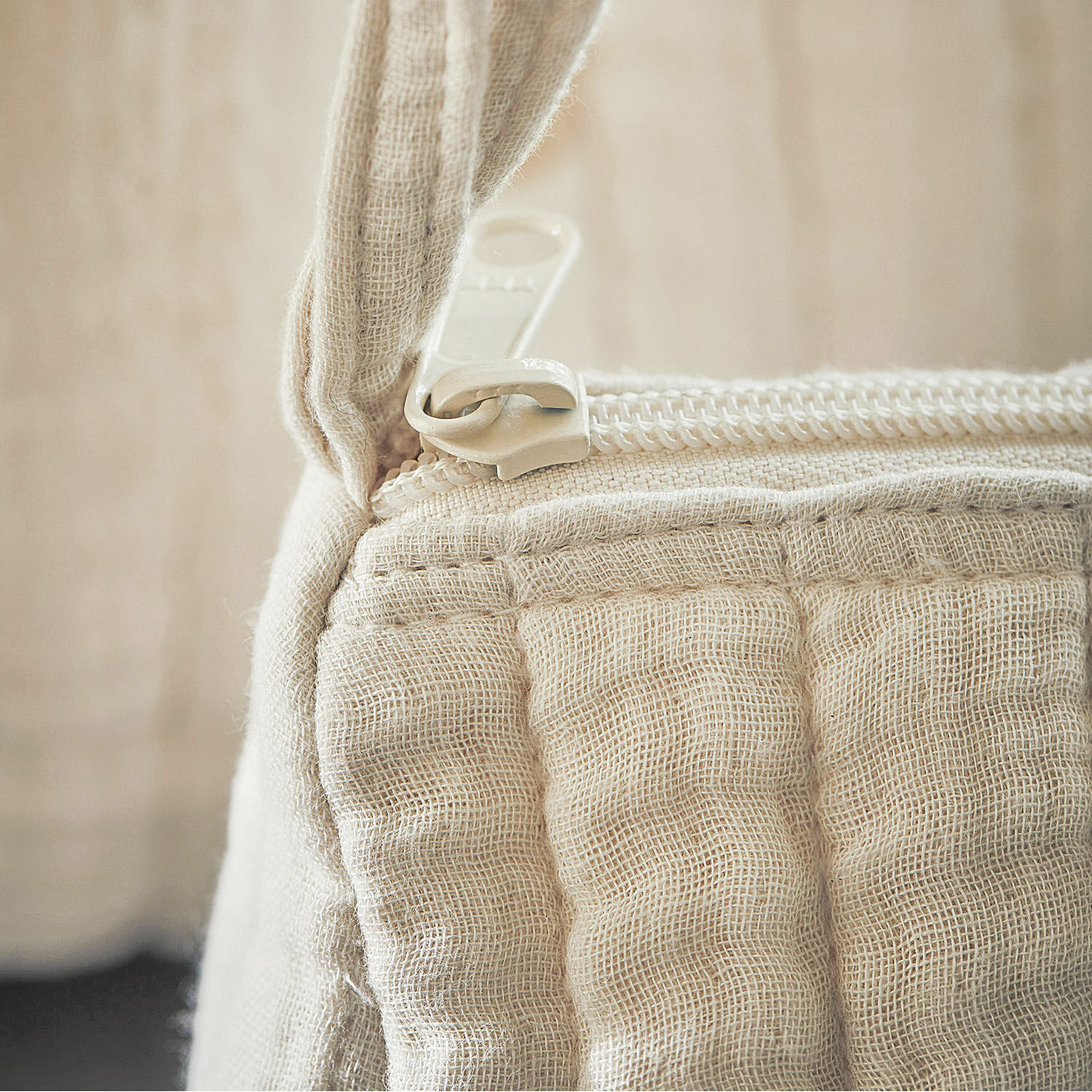 Lot de 2 trousses de toilette Huillé