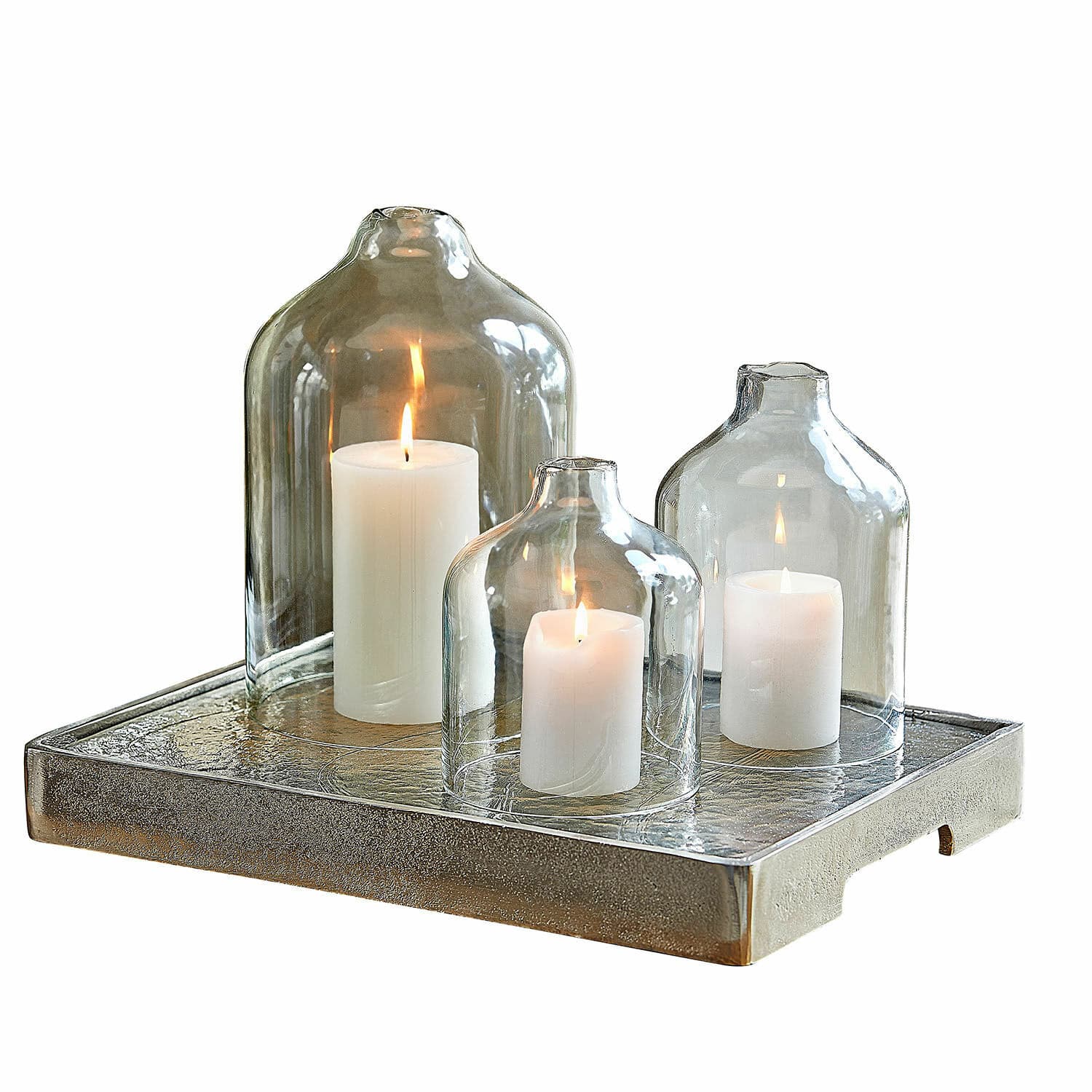 Lot de 3 photophores Xalvent Ensemble de trois bougeoirs en verre sur plateau métallique argenté, décoration intérieure élégante