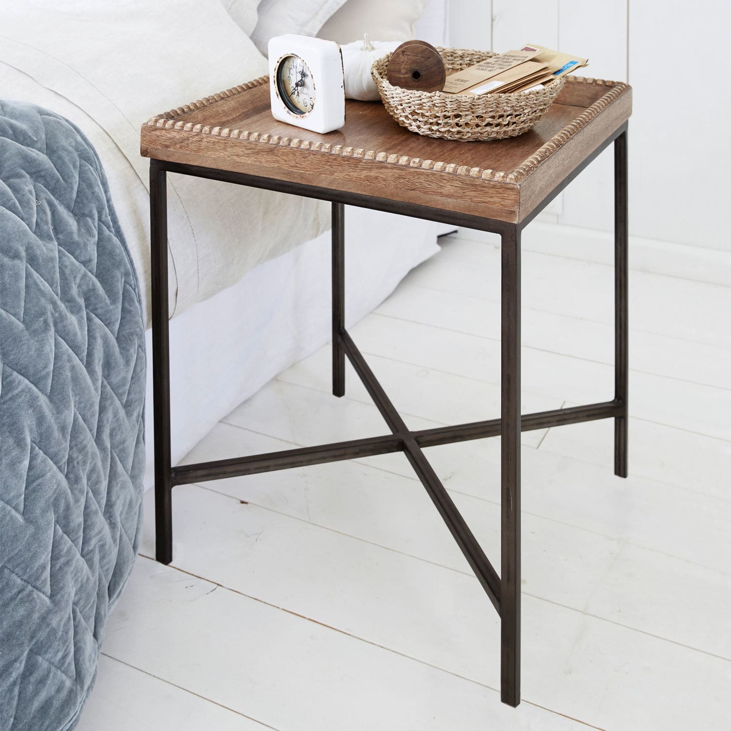 Table d’appoint Lakovo