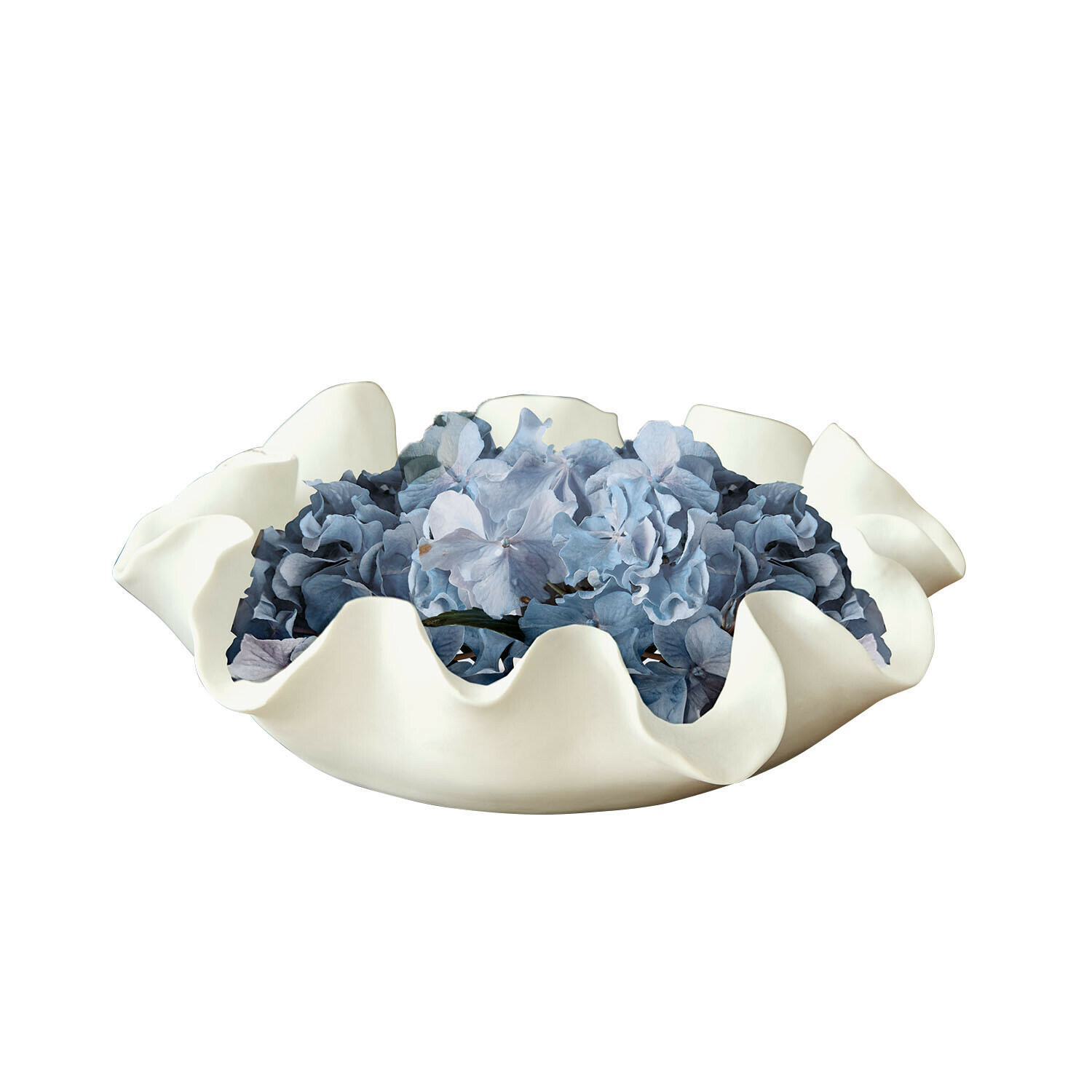 Coupe Lunettas Bol en céramique blanche à bords ondulés rempli de fleurs d'hortensia bleues, décoration élégante