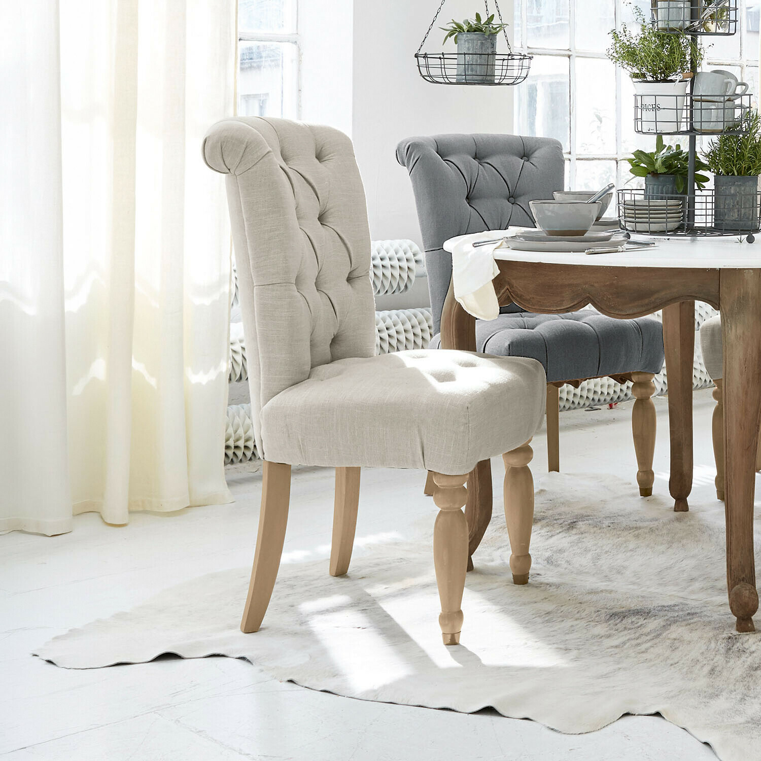 Chaise Claville