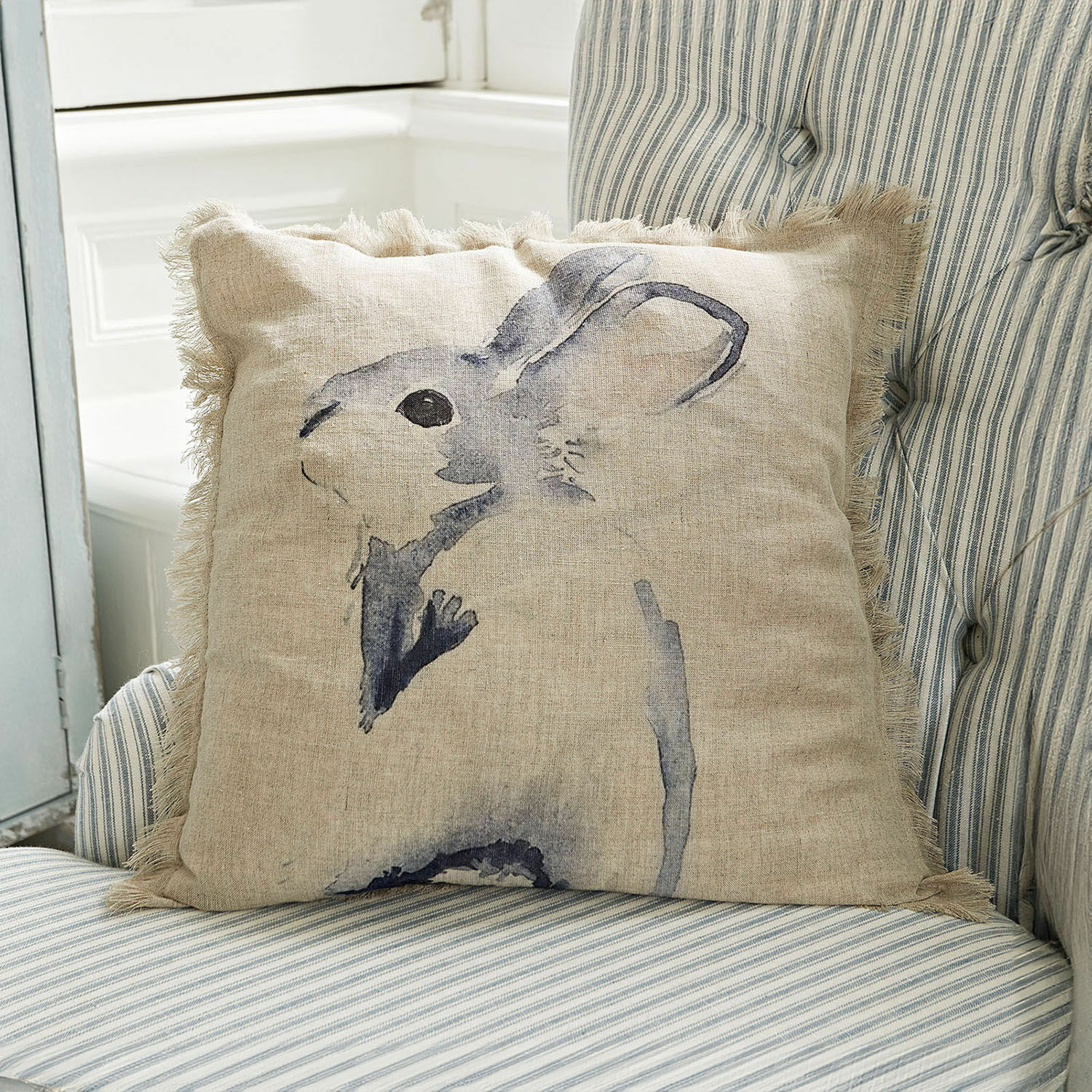 Housse de coussin Riamira Coussin décoratif en lin naturel avec impression de lapin gris et franges sur les bords
