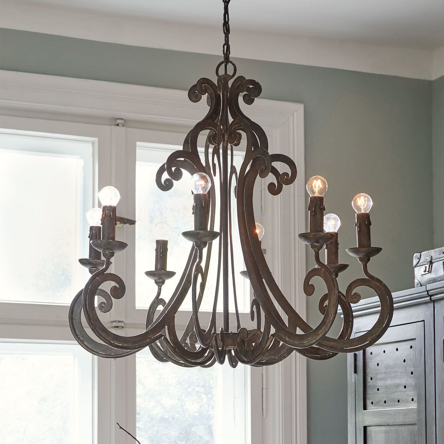 Lustre Cheltenham Lustre en métal forgé de style vintage couleur brun foncé pour salon ou salle à manger