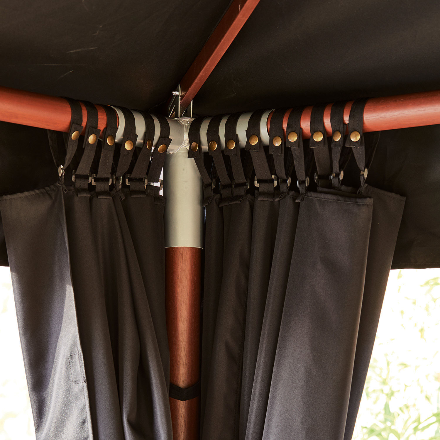 Tonnelle Lexington Park