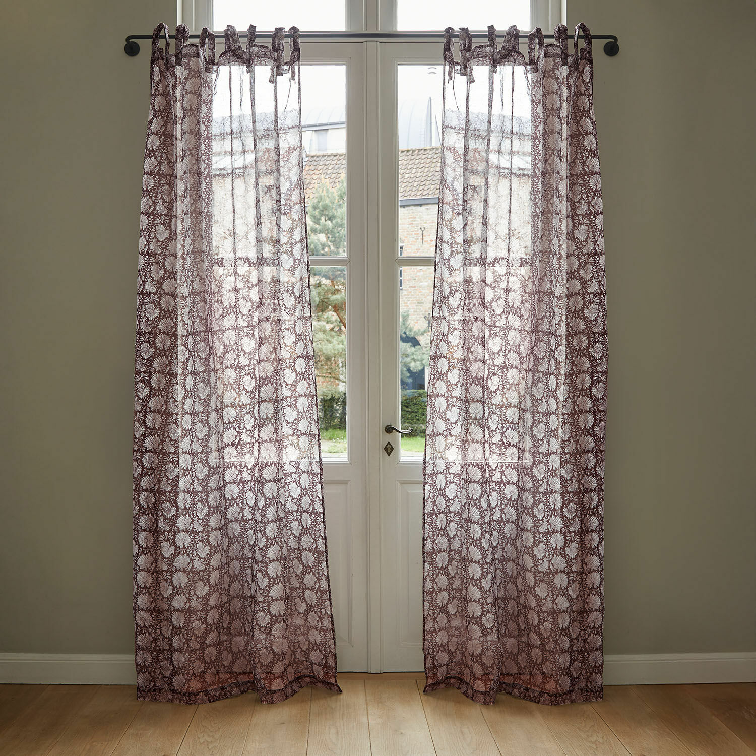 Voilage Jouvenay Rideaux transparents bordeaux à motif floral, tissu léger pour décoration de fenêtres