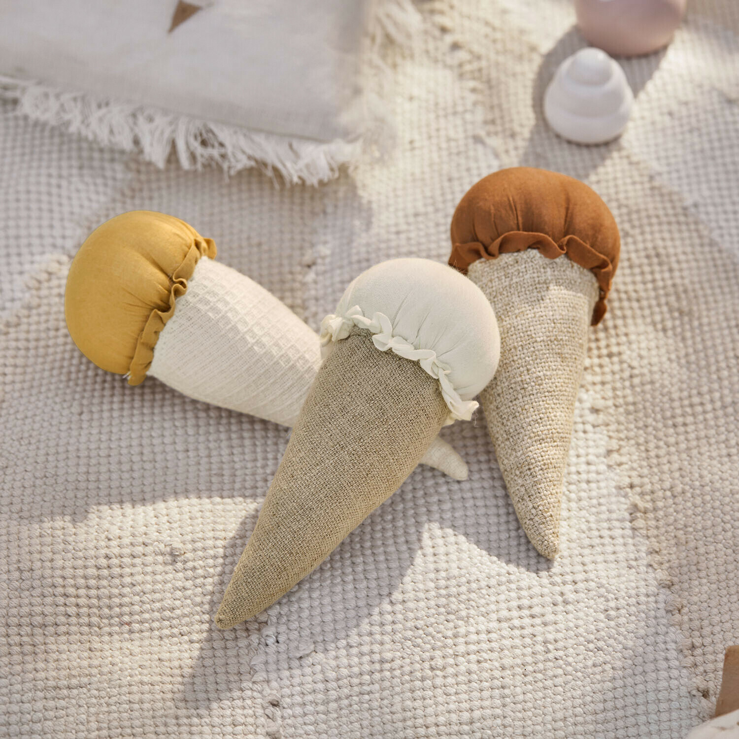 Lot de 3 jouets Cheeklee