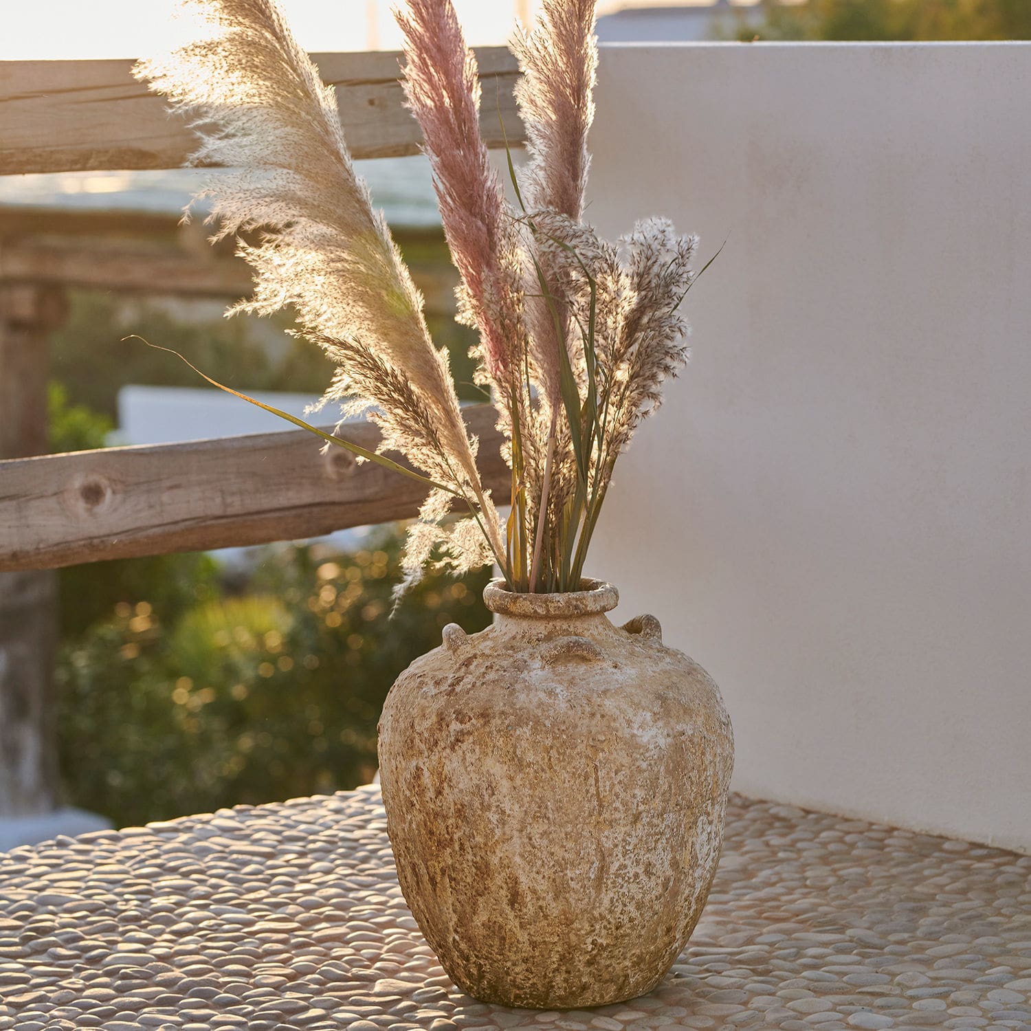 Vase Angrivar