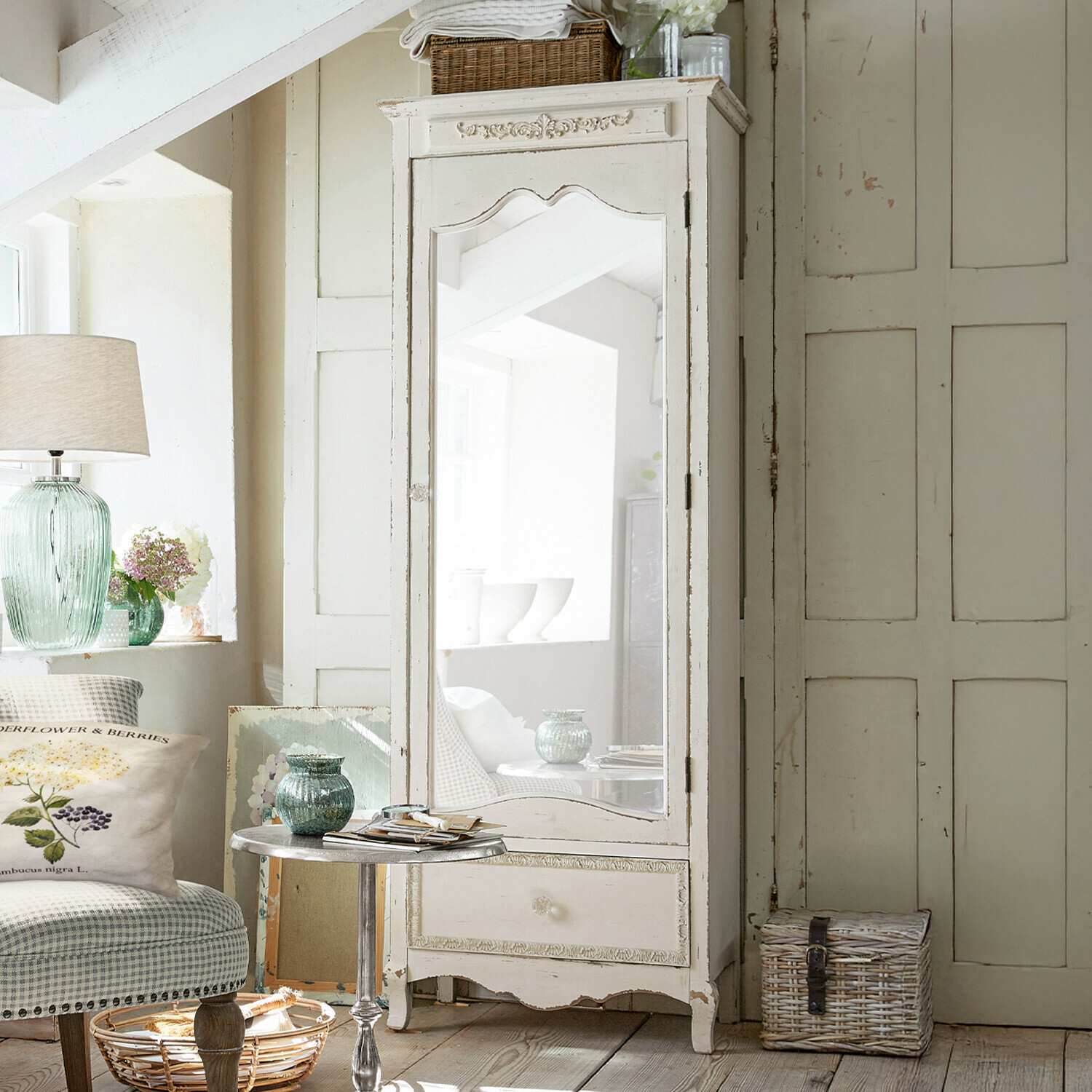 Armoire