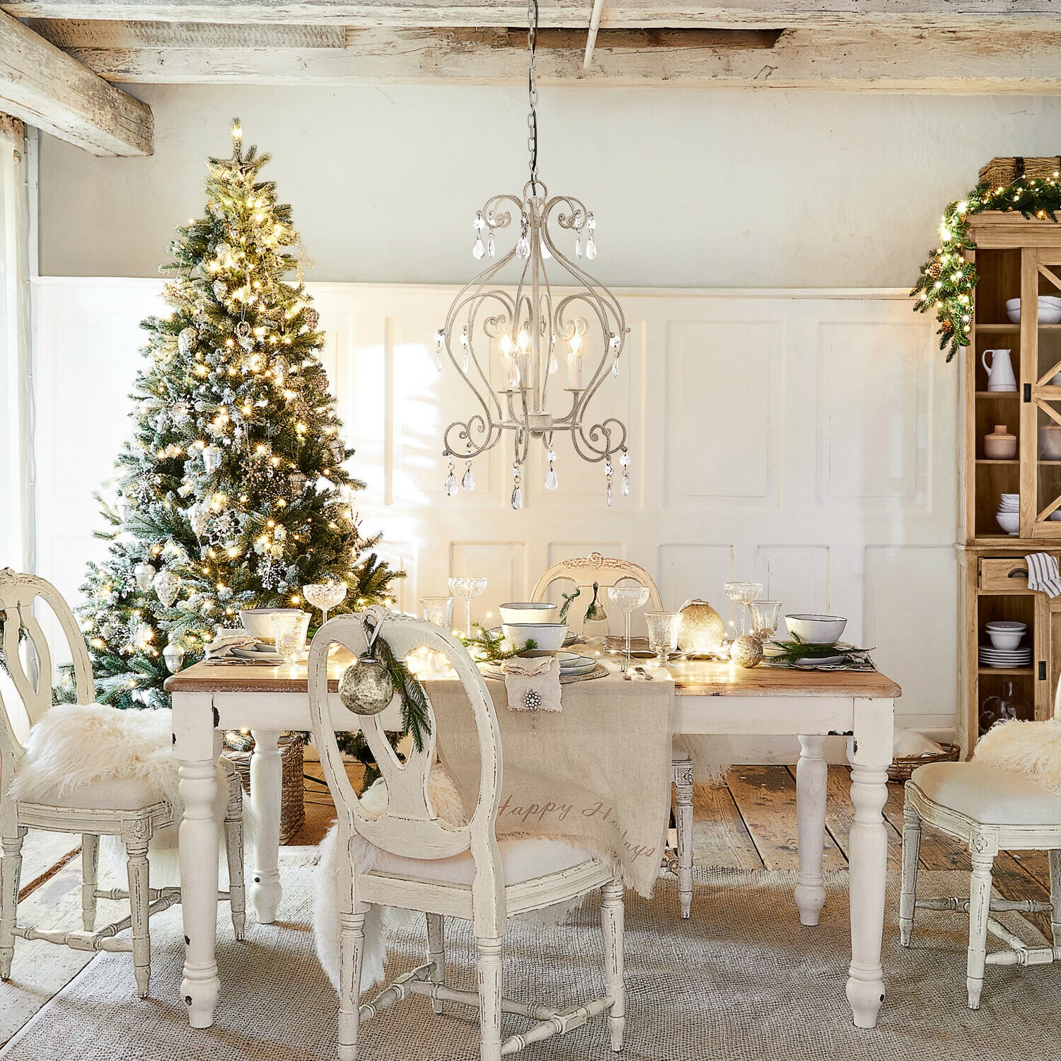 Lustre Manor