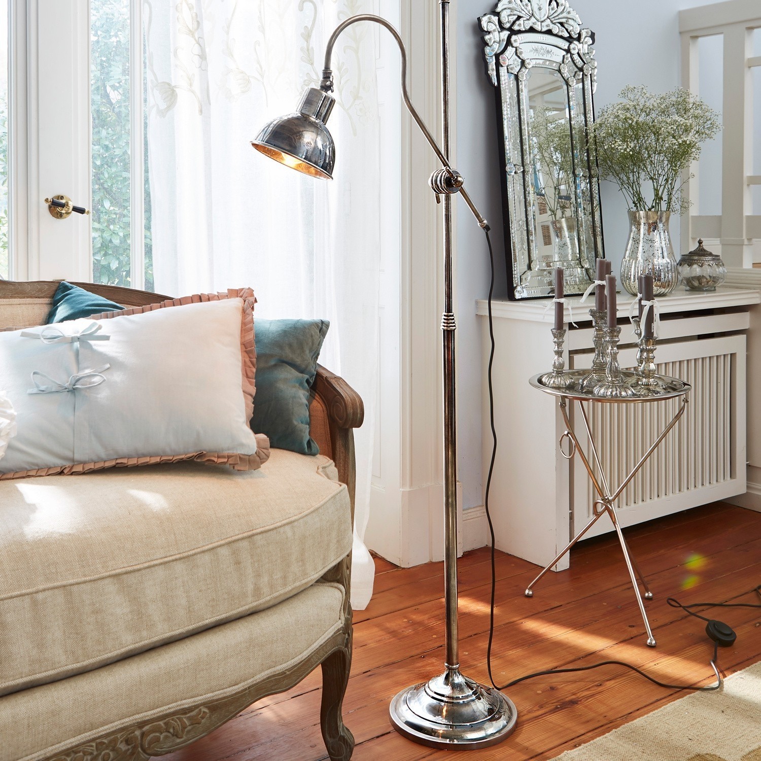 Lampe sur pied Phyllis
