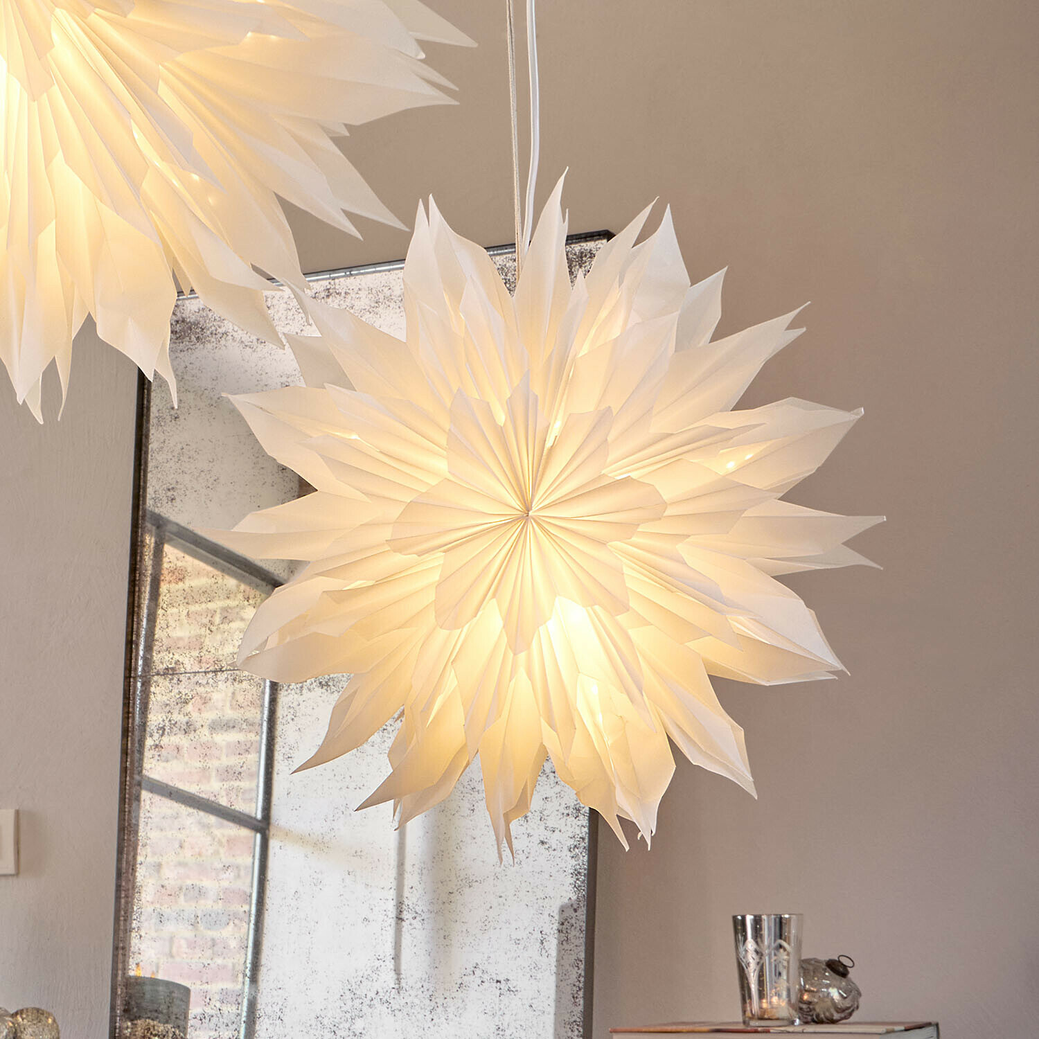 Étoile lumineuse en papier Ylmera Étoile lumineuse en papier Ylmera
