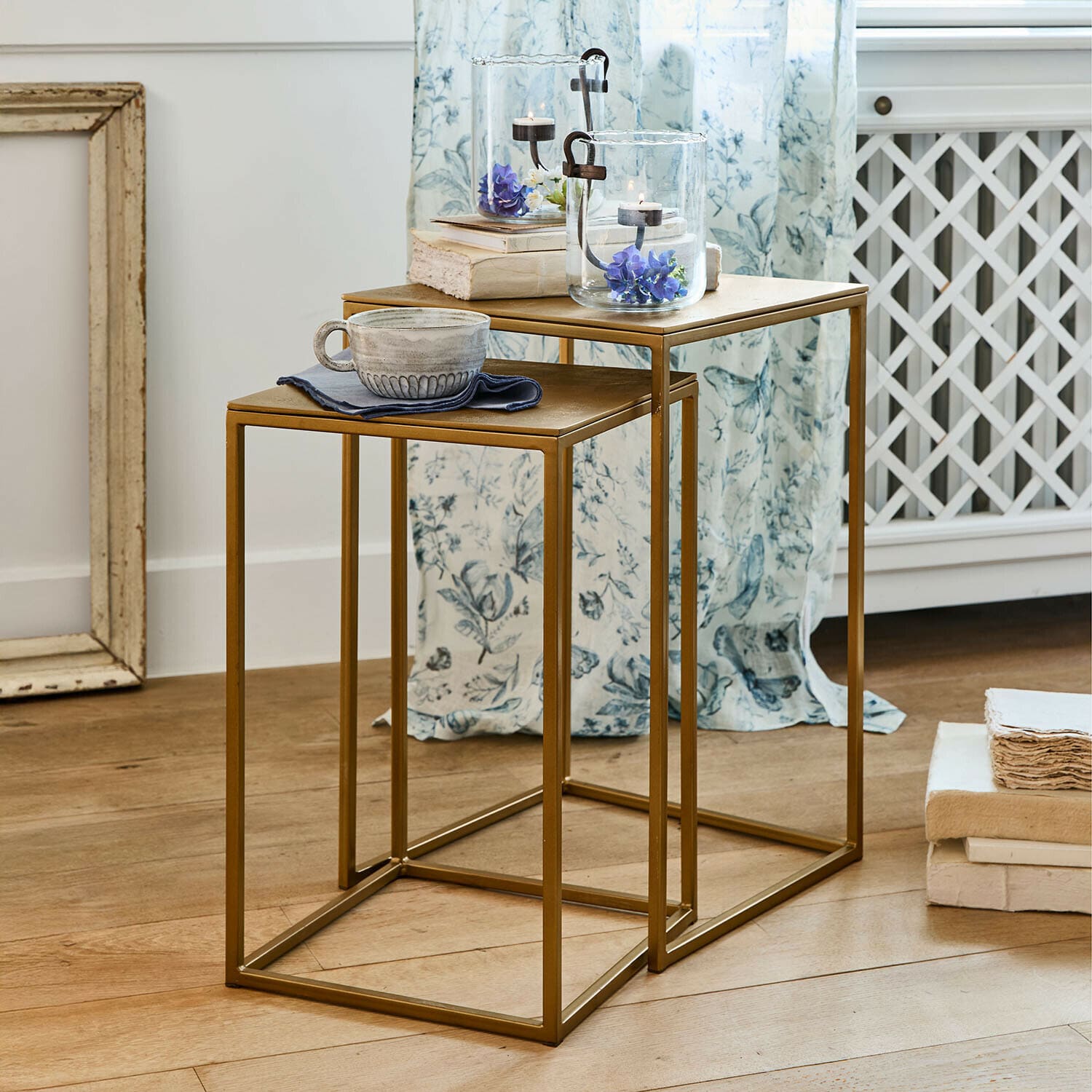 Lot de 2 tables d'appoint Olvenzo