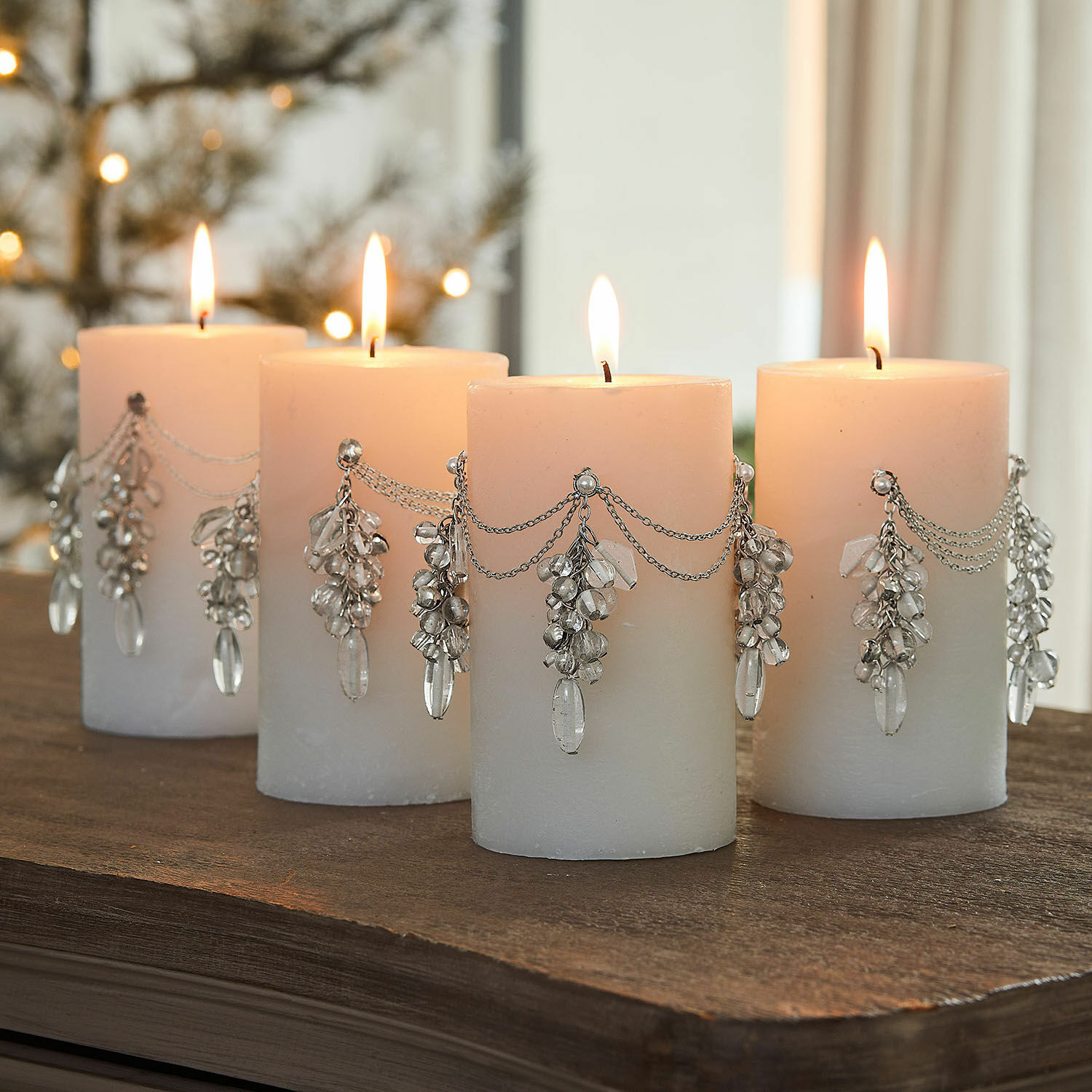 Lot de 4 pin’s décoratifs Gisolée