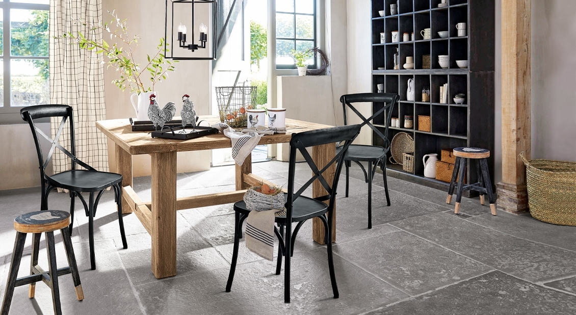 Cuisine cottage : tendance en noir !