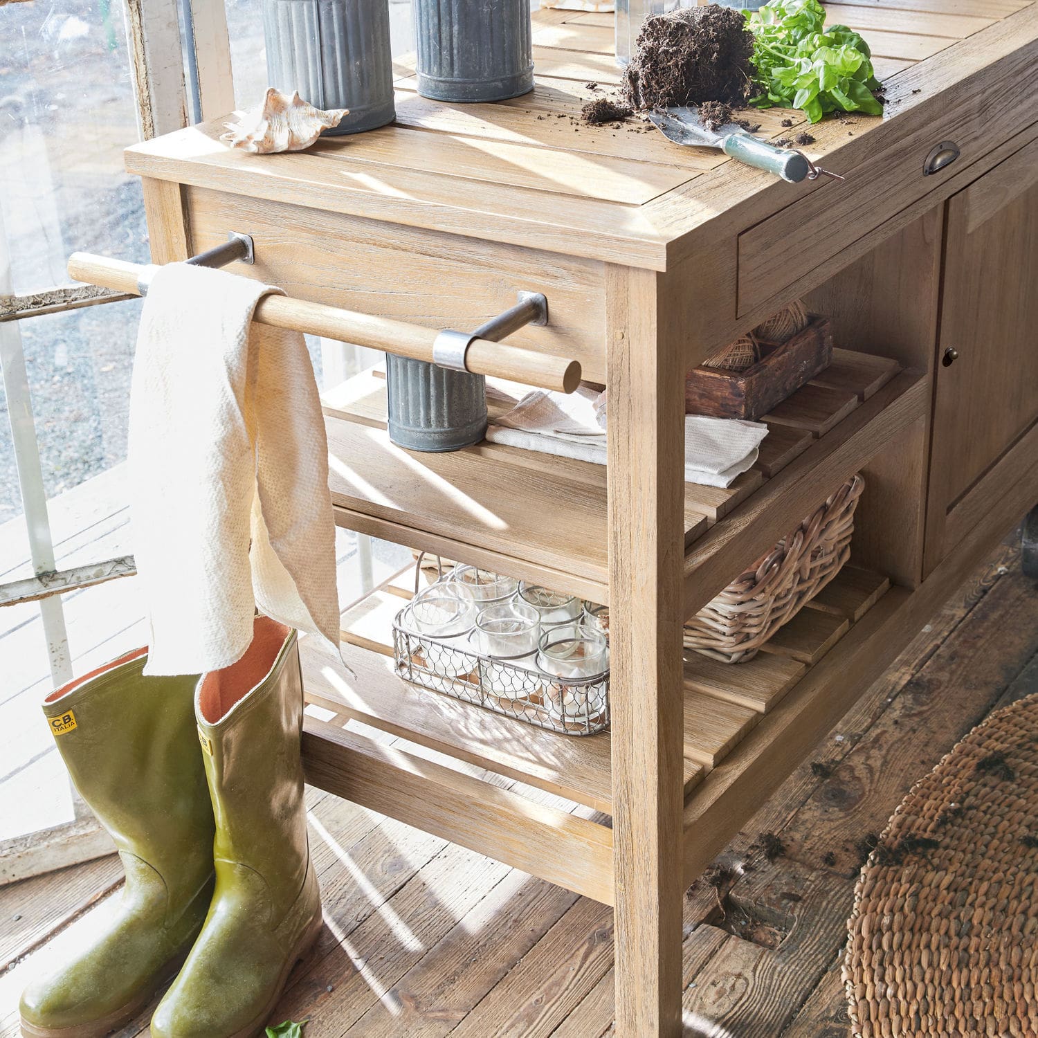 Table de rempotage Douvres