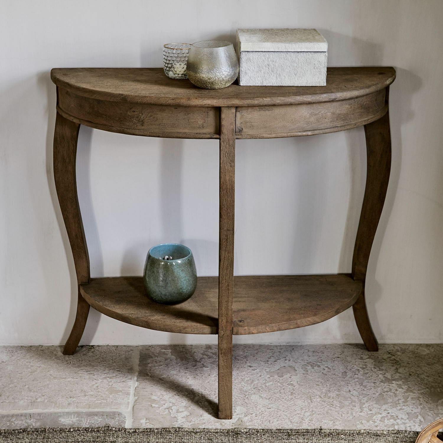 Console Crowley Table demi-lune en bois naturel avec étagère inférieure, idéale pour salon ou entrée