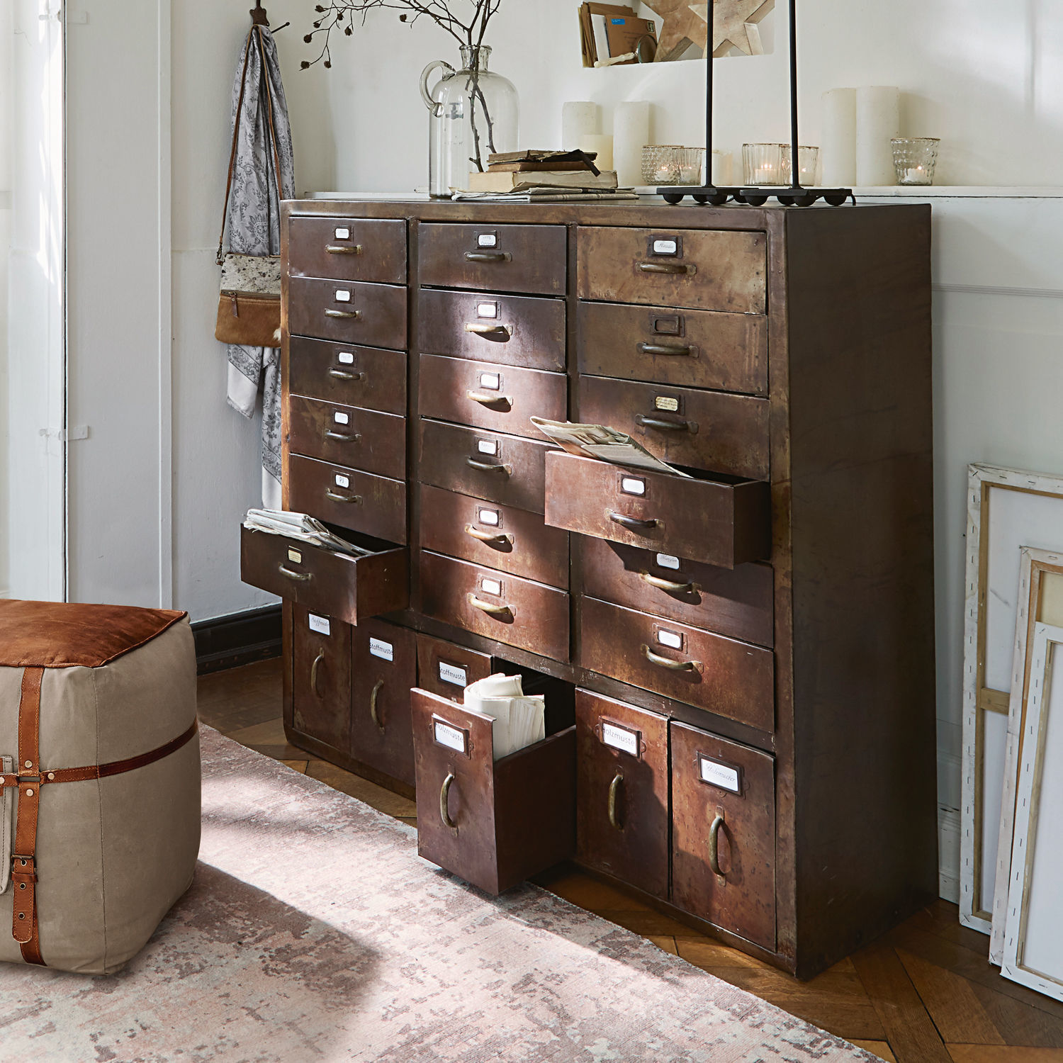 Commode Hennepin Meuble en métal brun vintage avec plusieurs tiroirs pour rangement de documents à la maison
