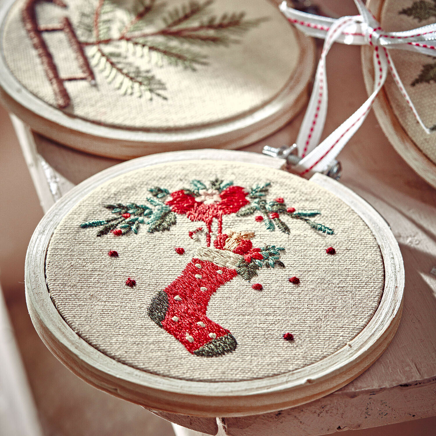 Lot de 4 décorations Seravas
