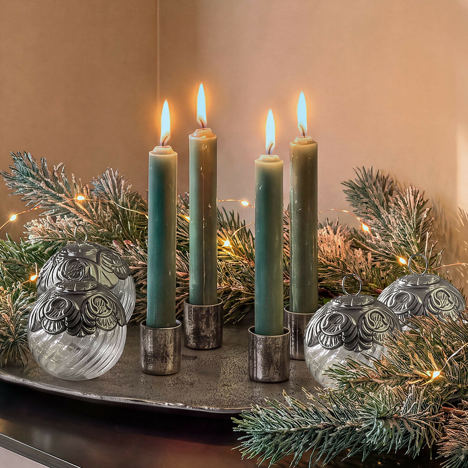 Lot de 4 boules de Noël Valévoise