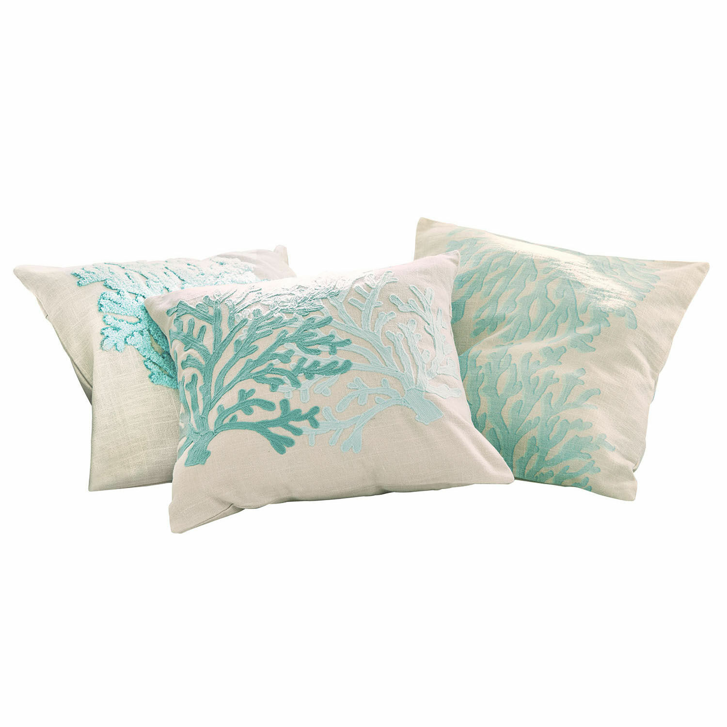 Lot de 3 housses de coussins Vaiea Ensemble de trois coussins en lin avec broderie corail turquoise, décoration intérieure