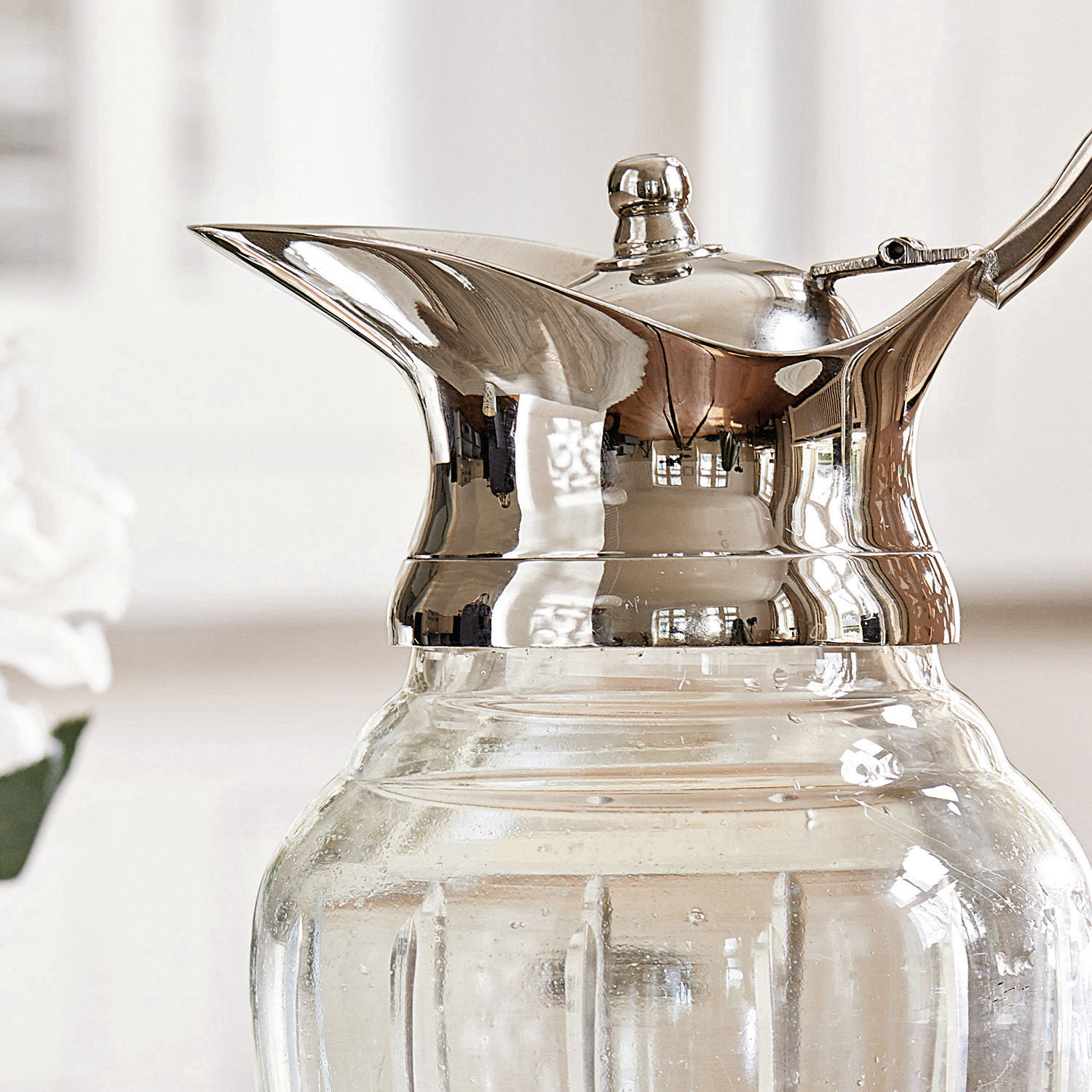 ANCIEN BROC/PICHET BLANC EUR 25,00 - FR ANCIEN BROC/PICHET BLANC EUR 25,00 - FR