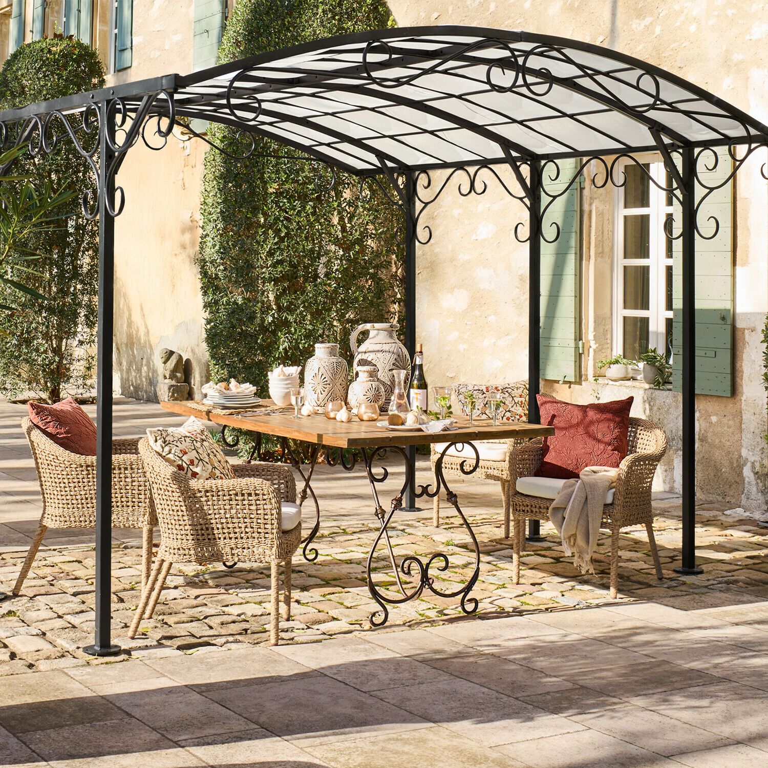 Table Delbridge