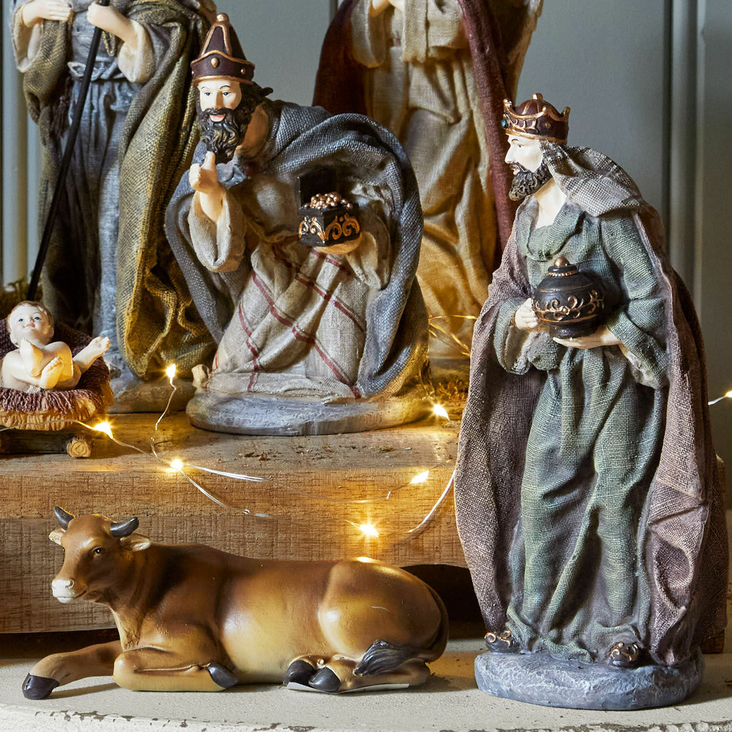 Lot de 11 personnages de crèche Luniva
