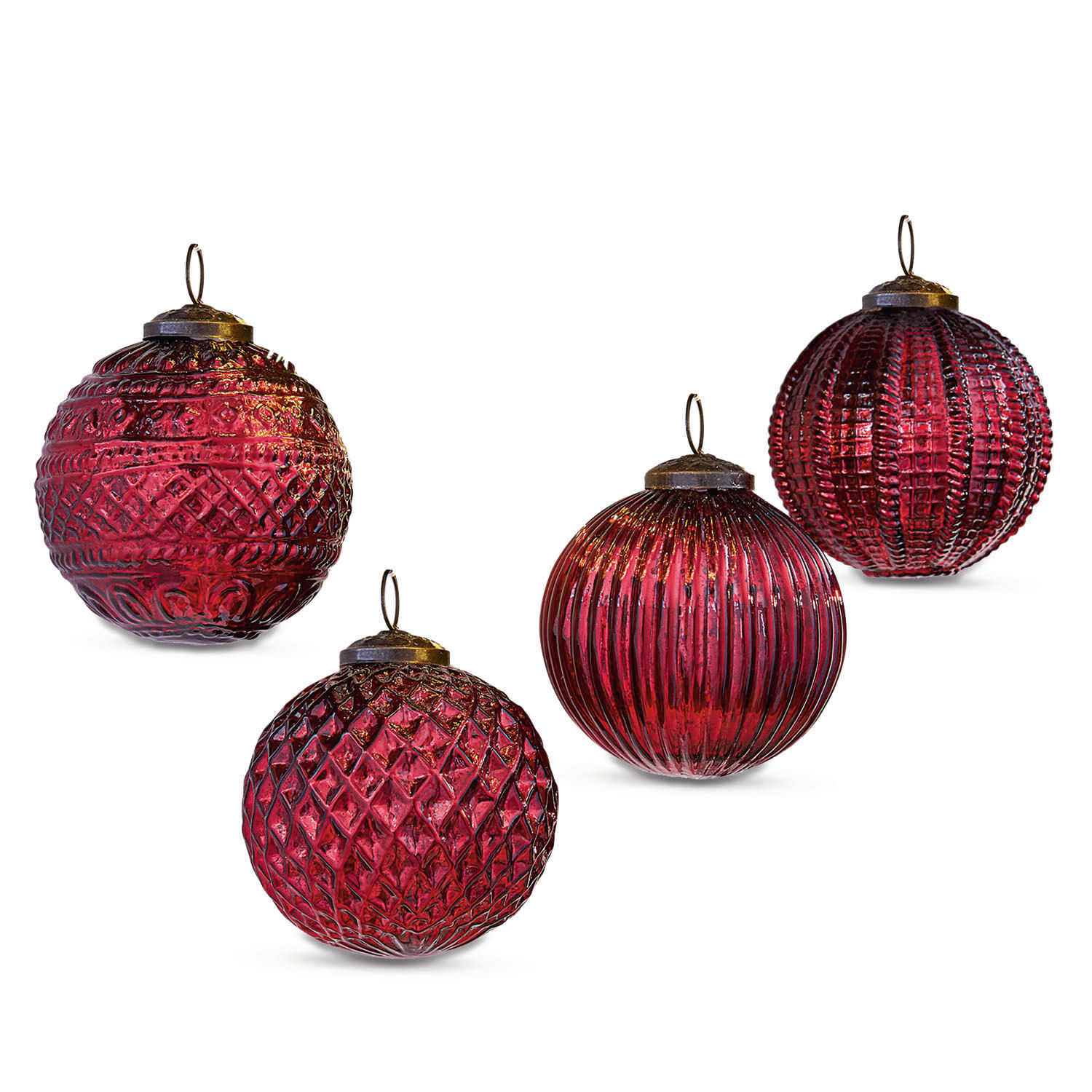Lot de 4 boules de Noël Ringas Quatre boules de Noël rouges en verre avec différentes textures et crochets métalliques