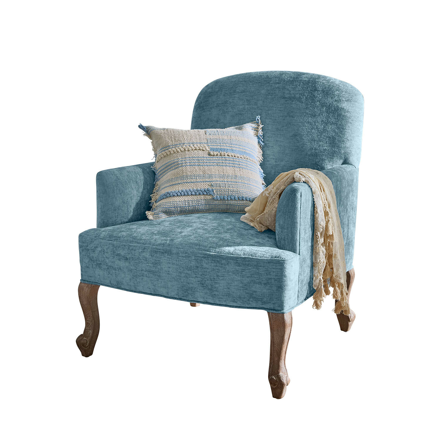 Fauteuil Clairmont Bleu Fauteuil bleu en tissu avec pieds en bois, coussin décoratif et plaid beige, mobilier confortable