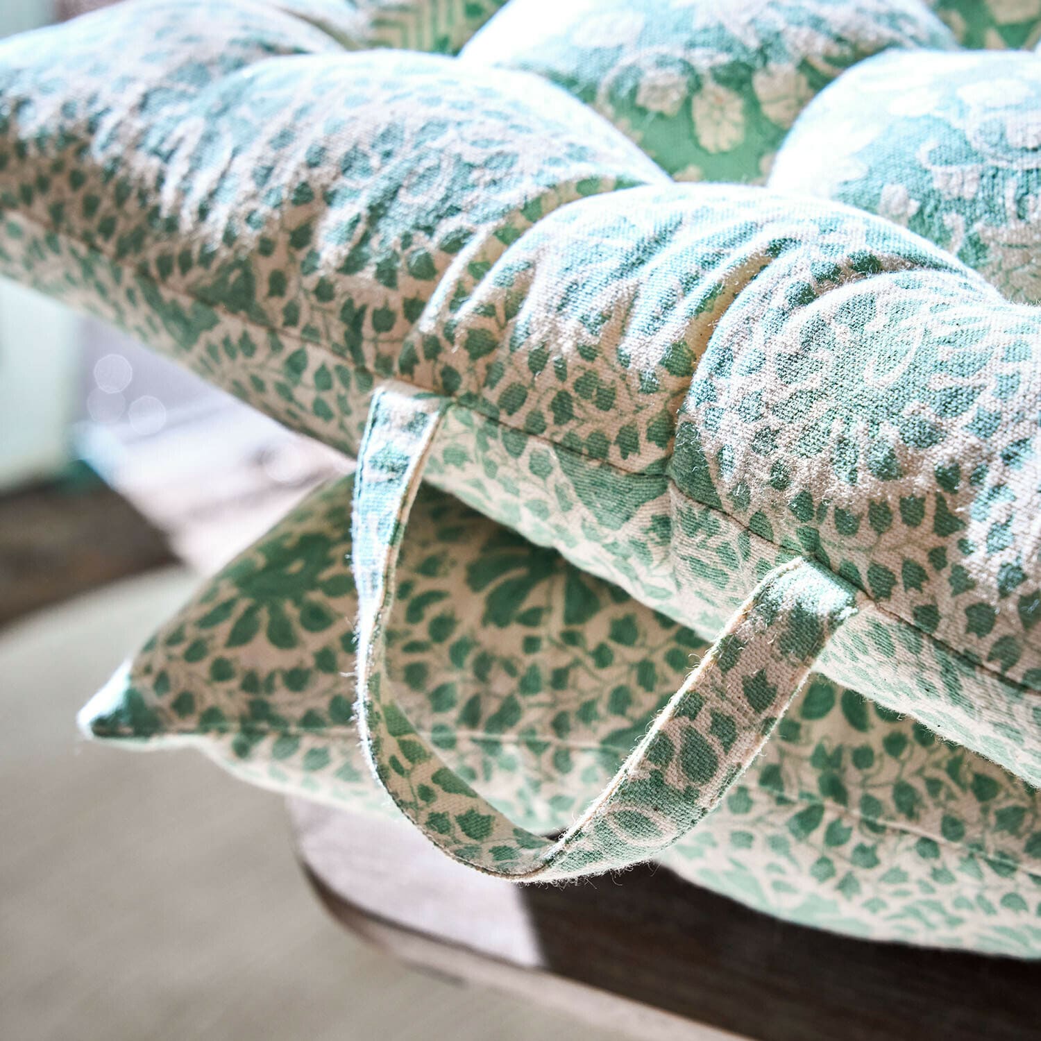 Lot de 2 coussins d’assise Fleuronnes