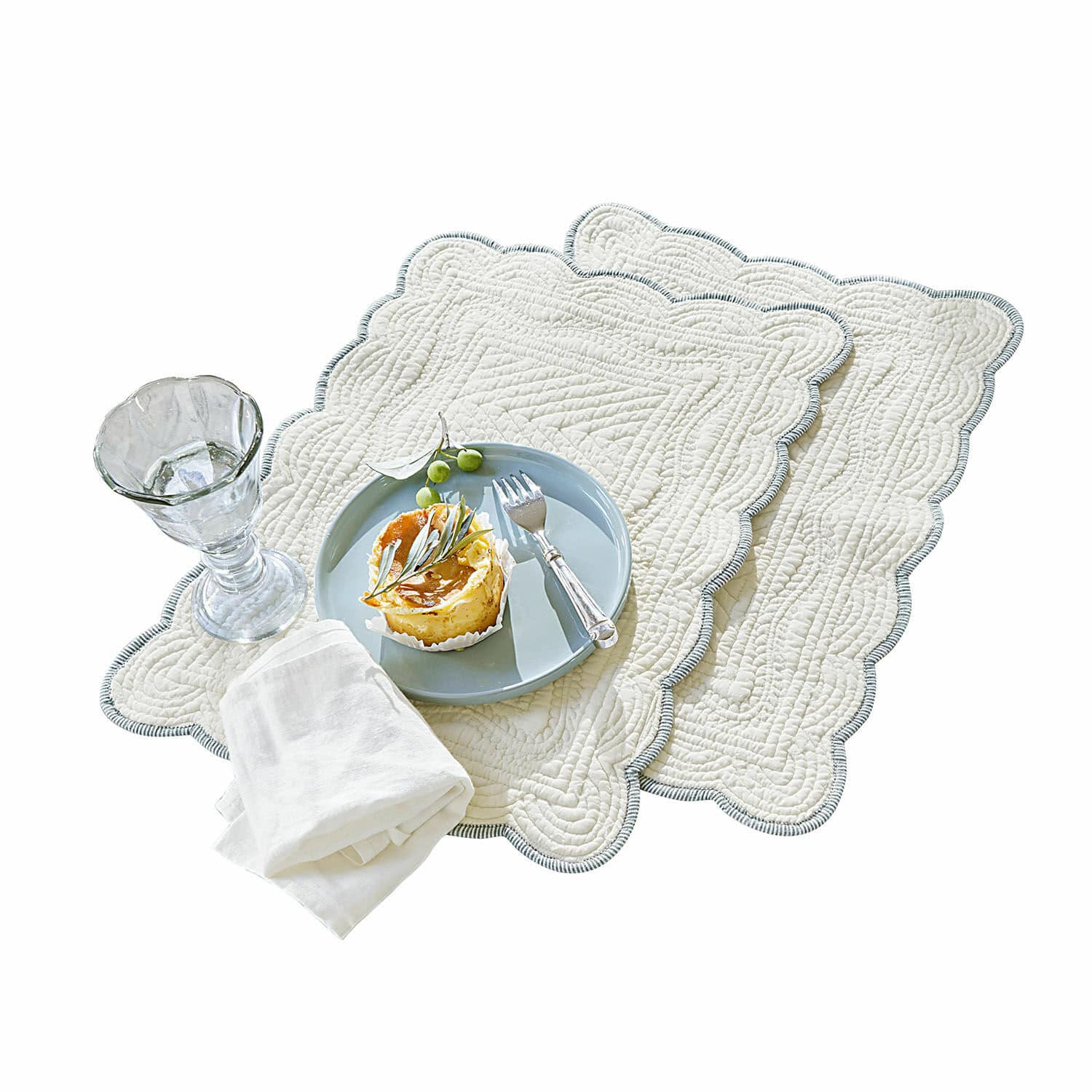 Lot de 2 sets de table Fontienne Ensemble de deux sets de table en coton crème avec quilting décoratif et bordure grise