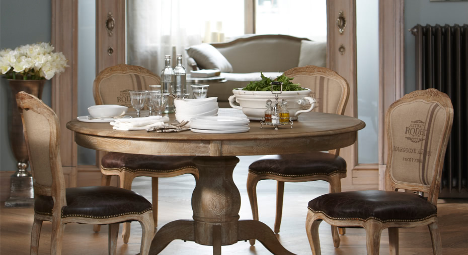 DES TABLES ÉLÉGANTES