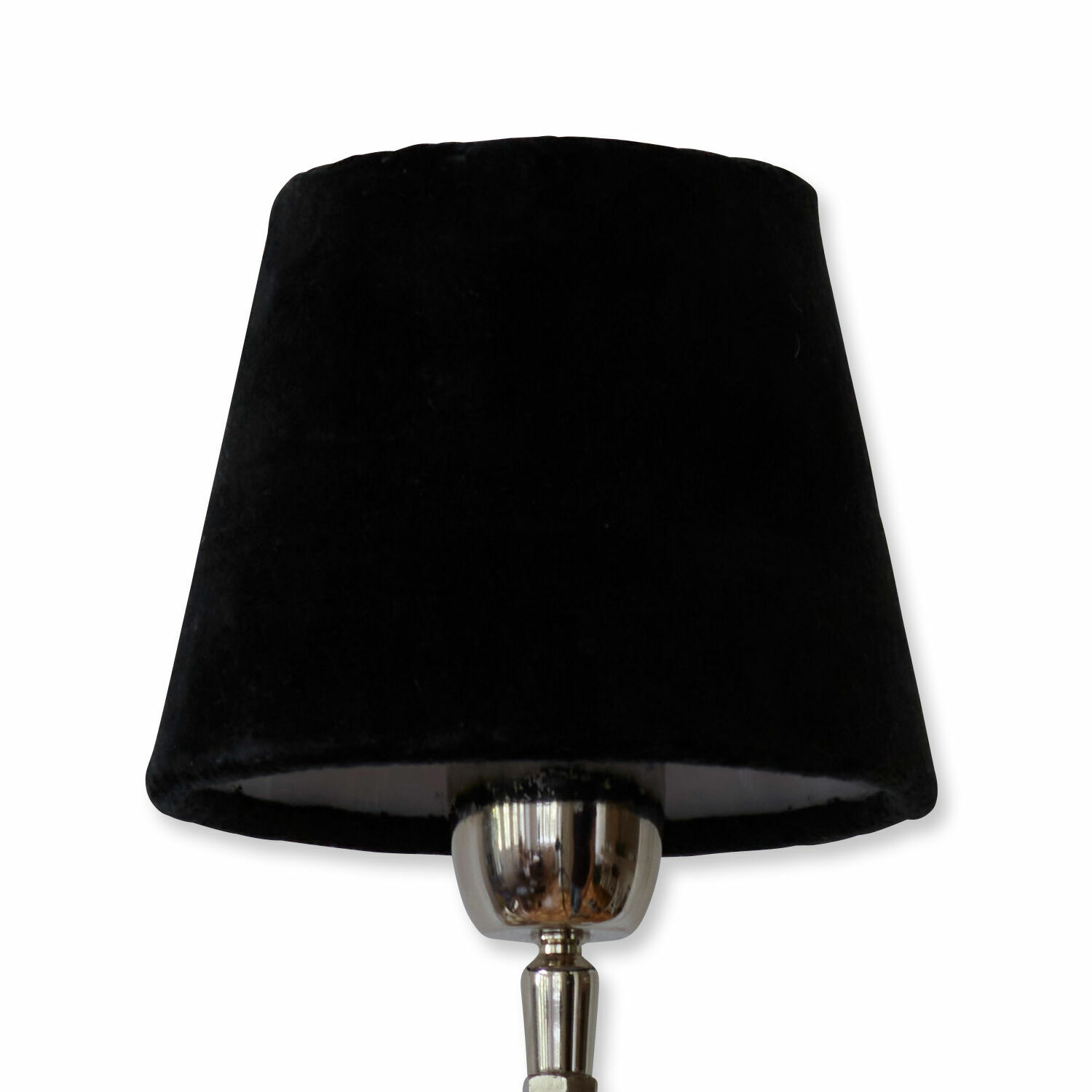 noir velours Abat-jour en velours noir avec base métallique, accessoire élégant pour la décoration intérieure