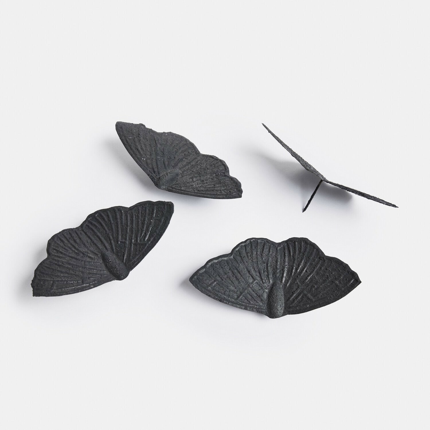 Lot de 4 pin’s décoratifs Orlenaith