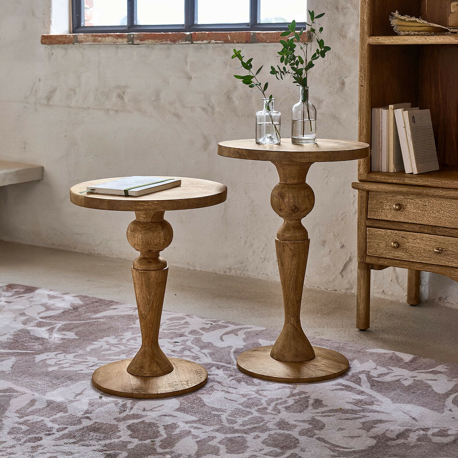 Lot de 2 tables d'appoint Corviana