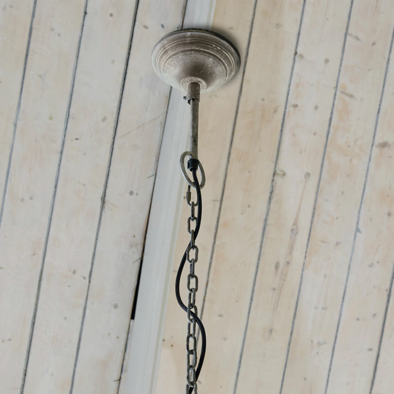 Lustre Chabura