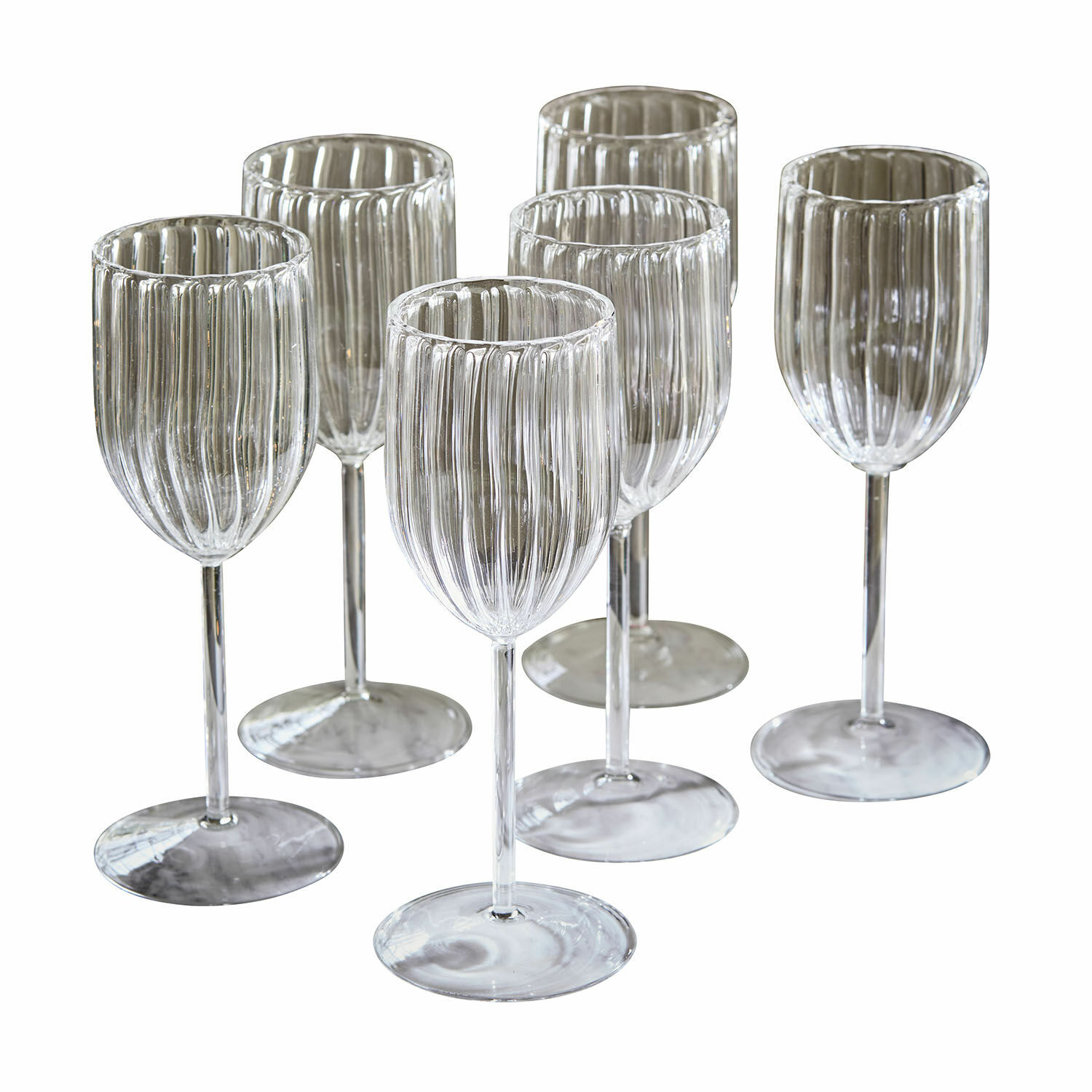 Lot de 6 verres Bavella Ensemble de six verres à vin en verre strié transparent, design élégant pour la maison