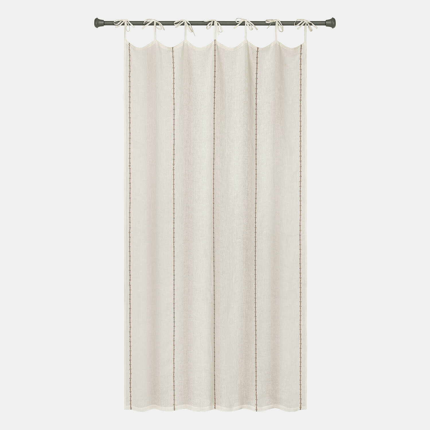 Rideau beige en lin avec coutures verticales et liens sur tringle, décoration de fenêtre élégante