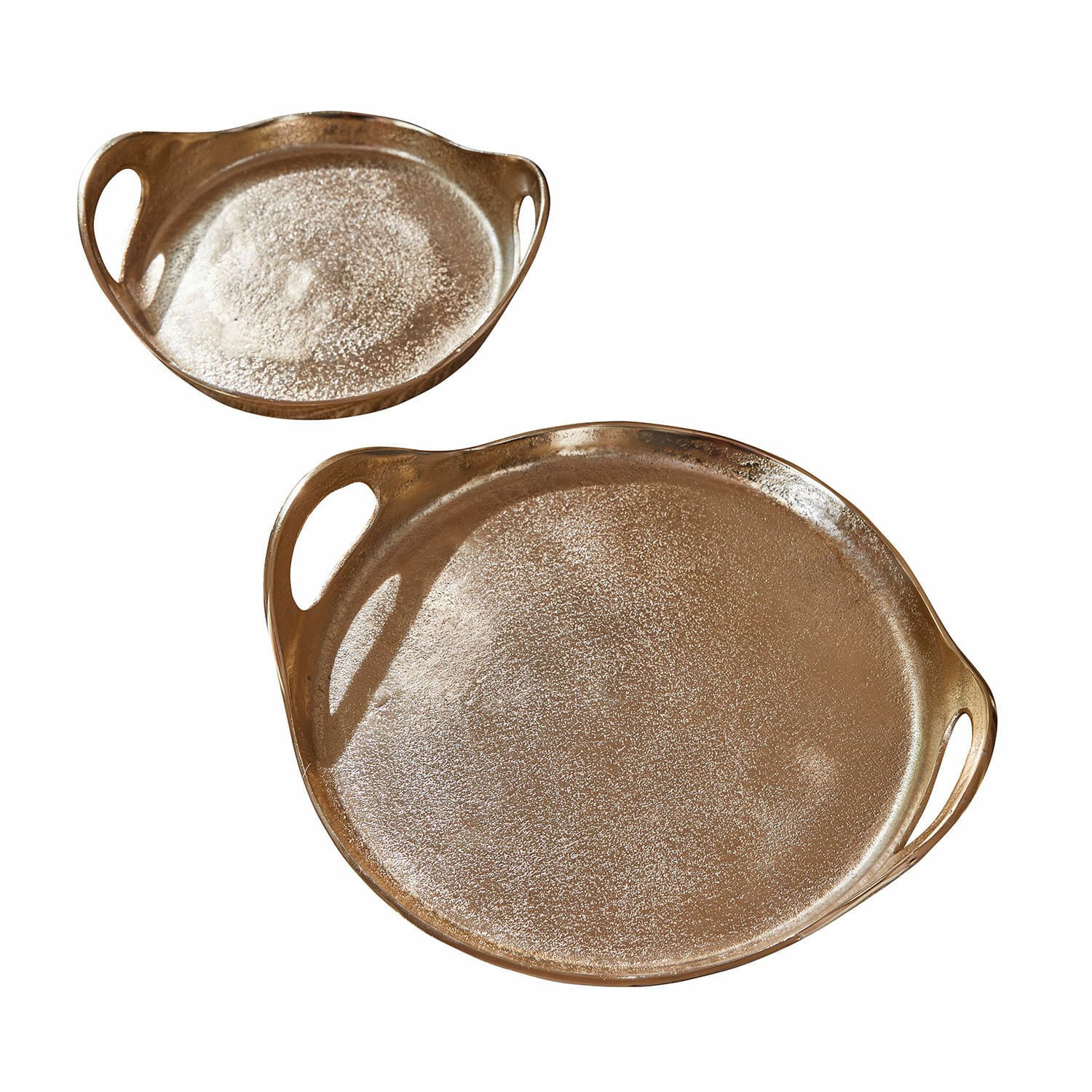 Lot de 2 plateaux Tiavela Ensemble de deux plateaux métalliques dorés avec poignées, accessoire décoratif et fonctionnel