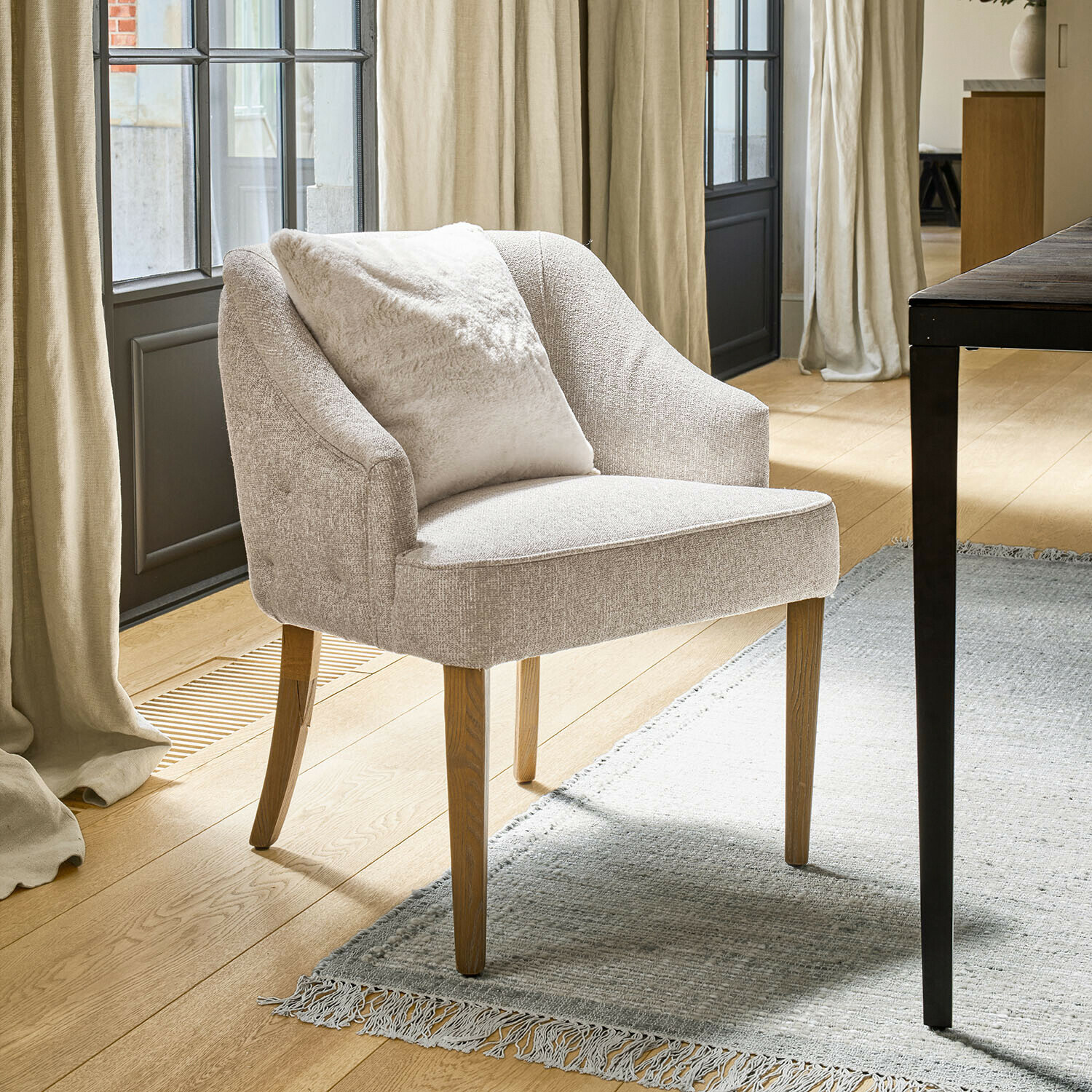 Fauteuil Romata