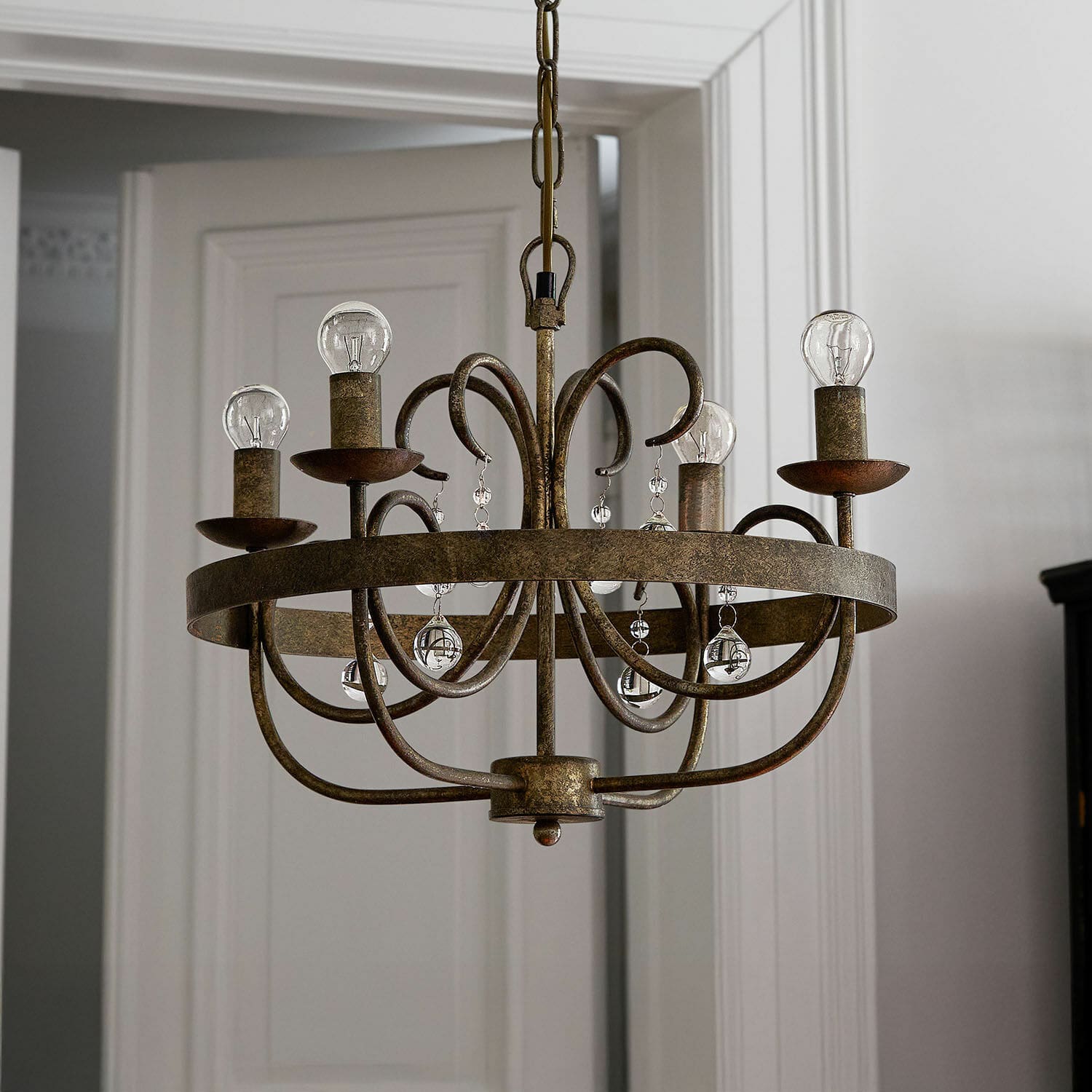 Lustre Windscombe