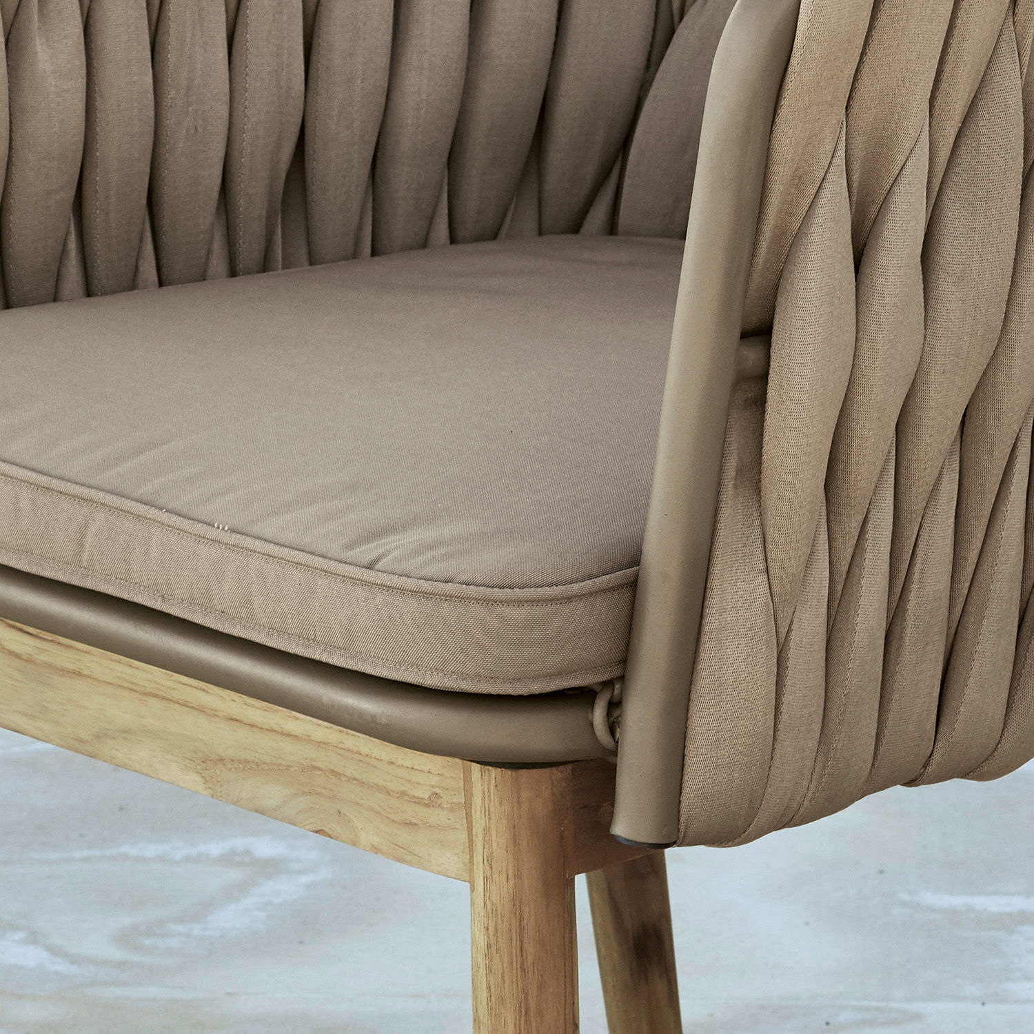 Chaise Uchon